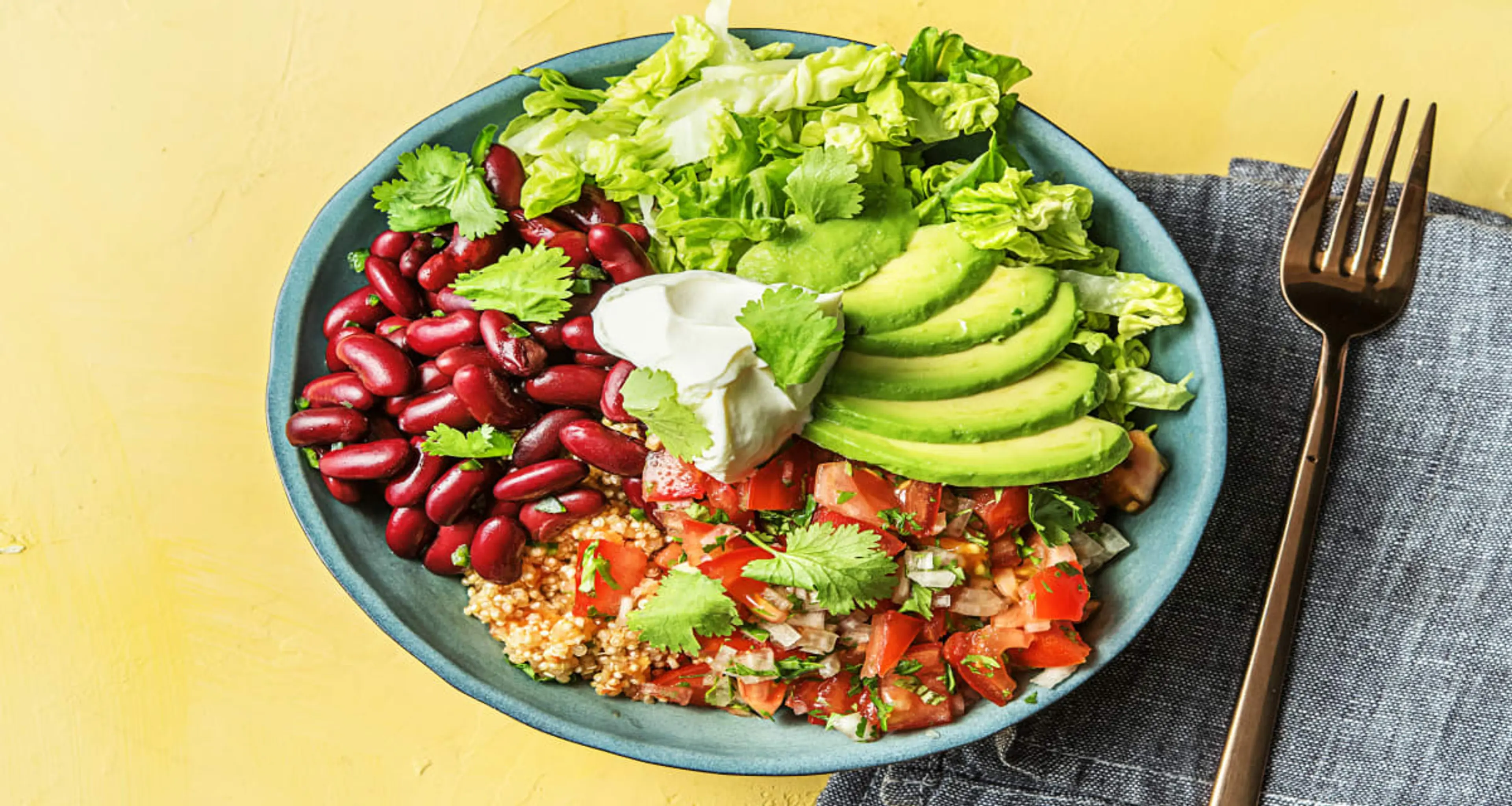 Burrito Bowl mit Tomaten-Bulgur