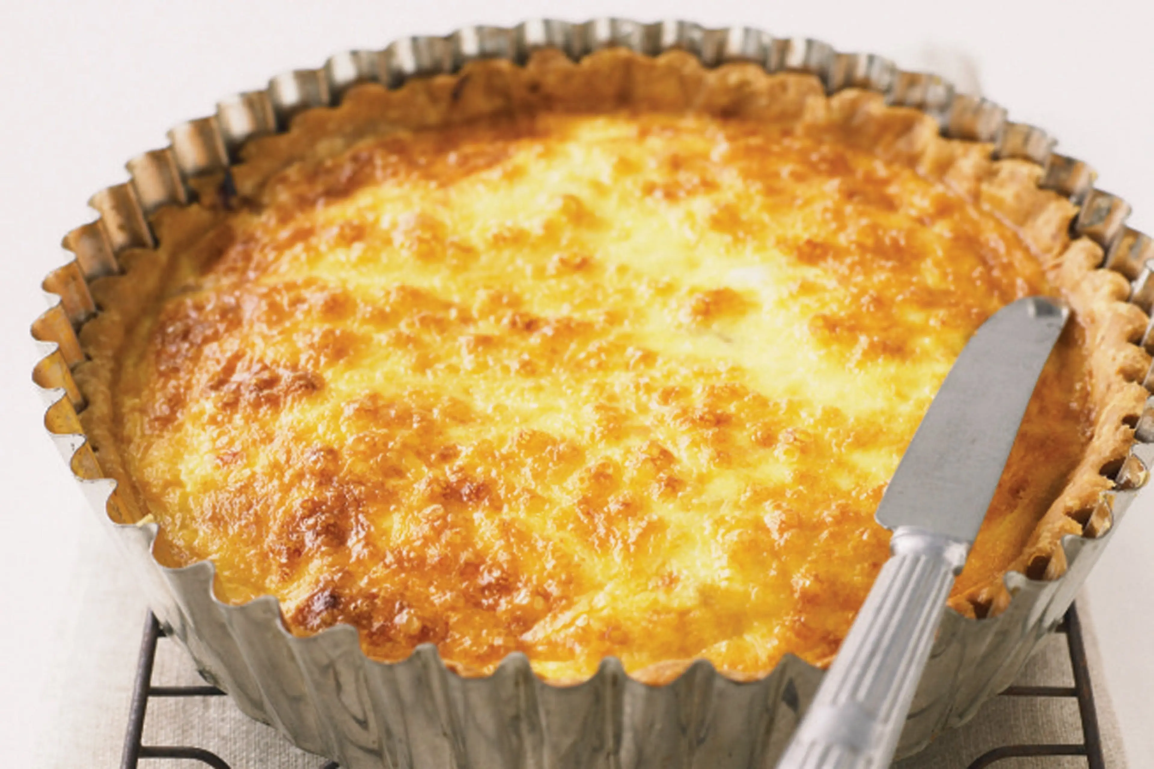 Caramelised fennel and red onion quiche