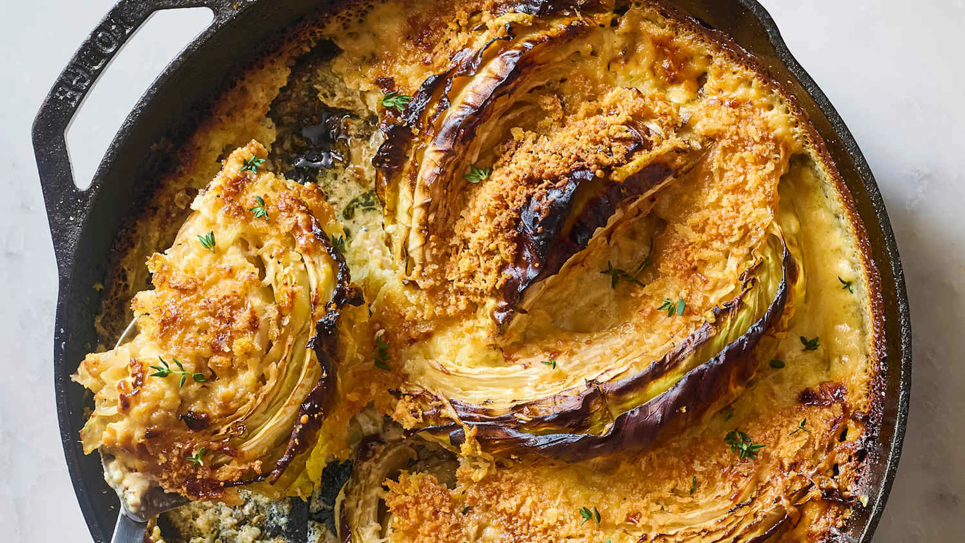 Cheesy Cabbage Gratin (So Creamy!)