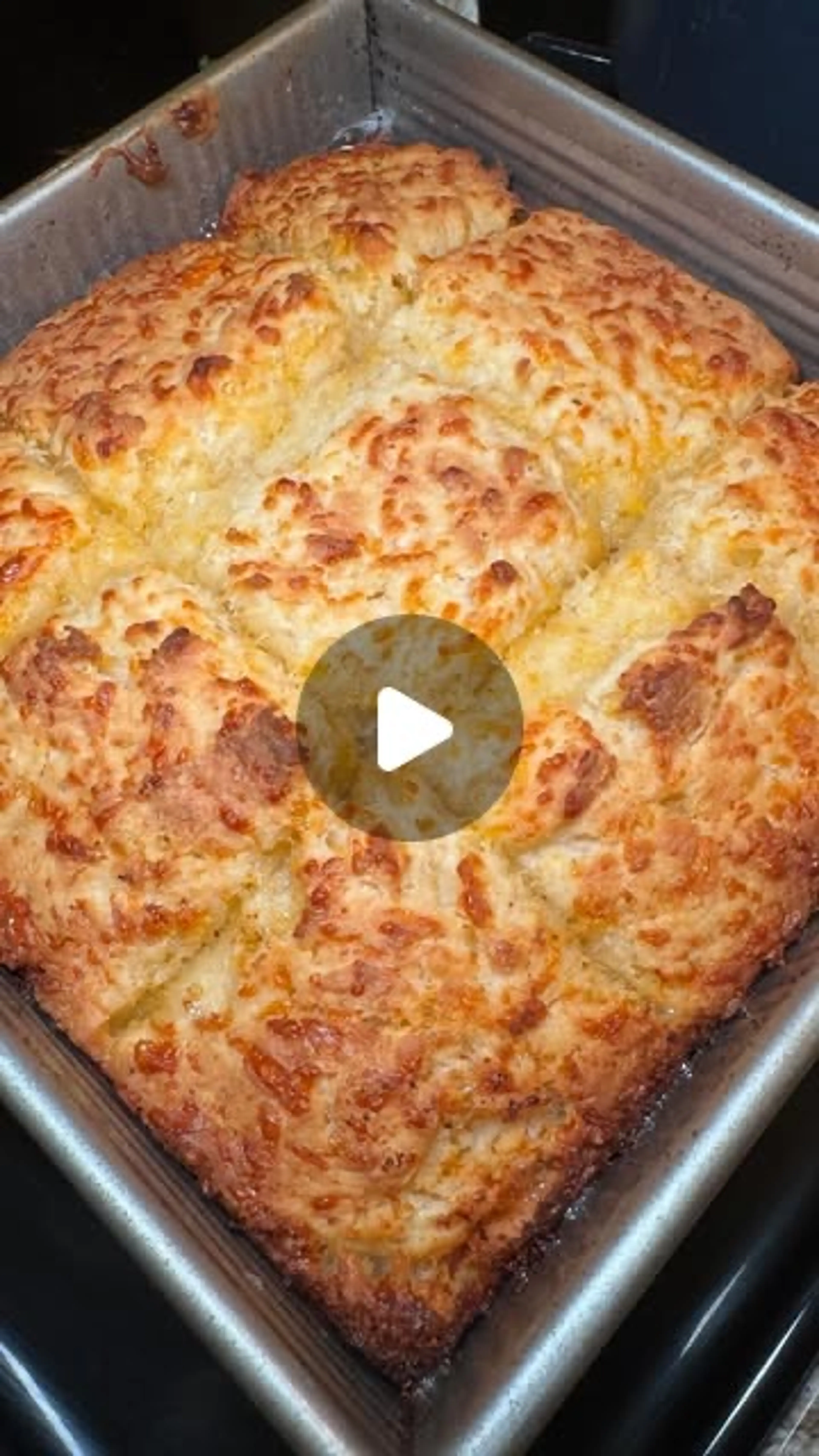 Cheddar Bay Butterswim Biscuits