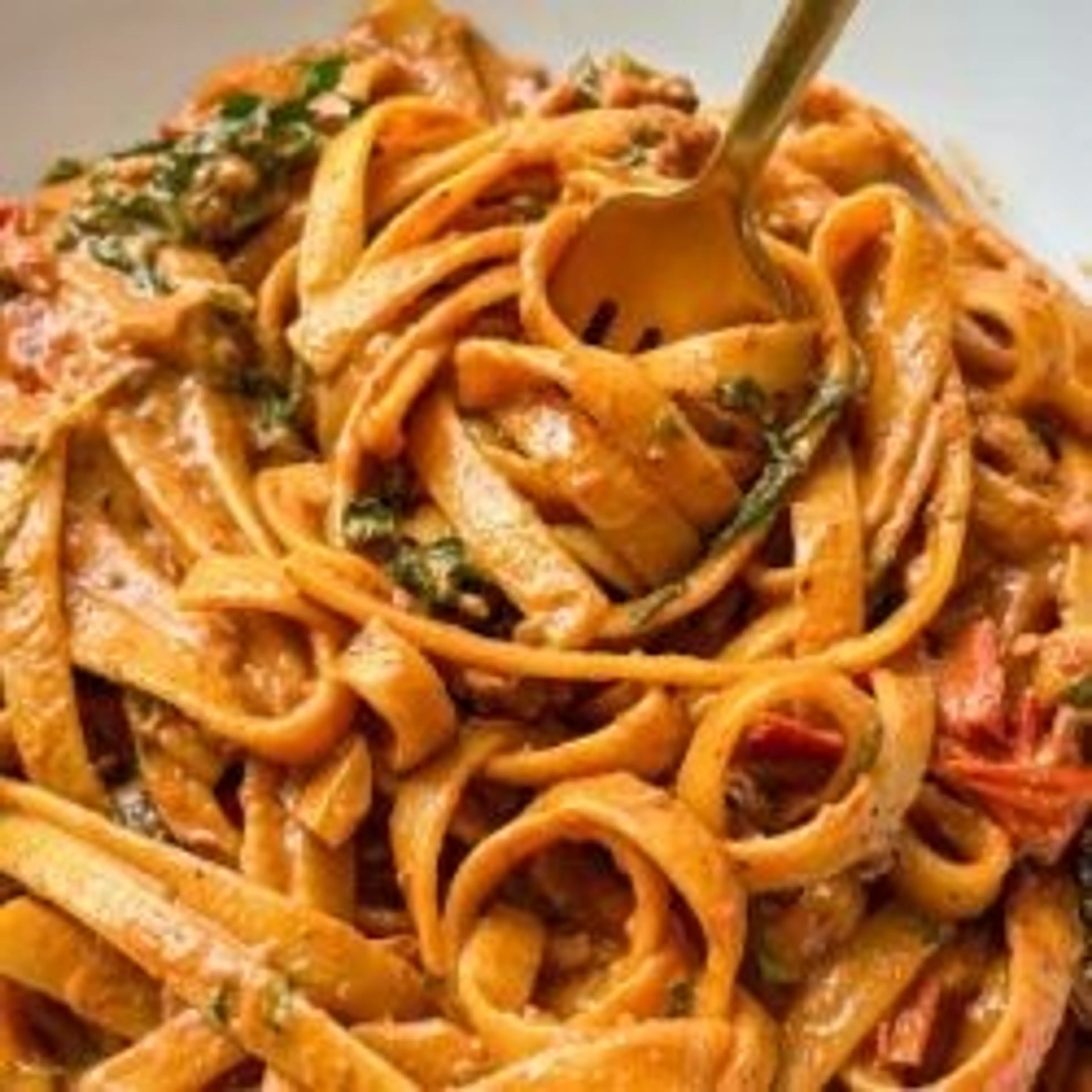 Vegan Creamy Sun Dried Tomato Pasta