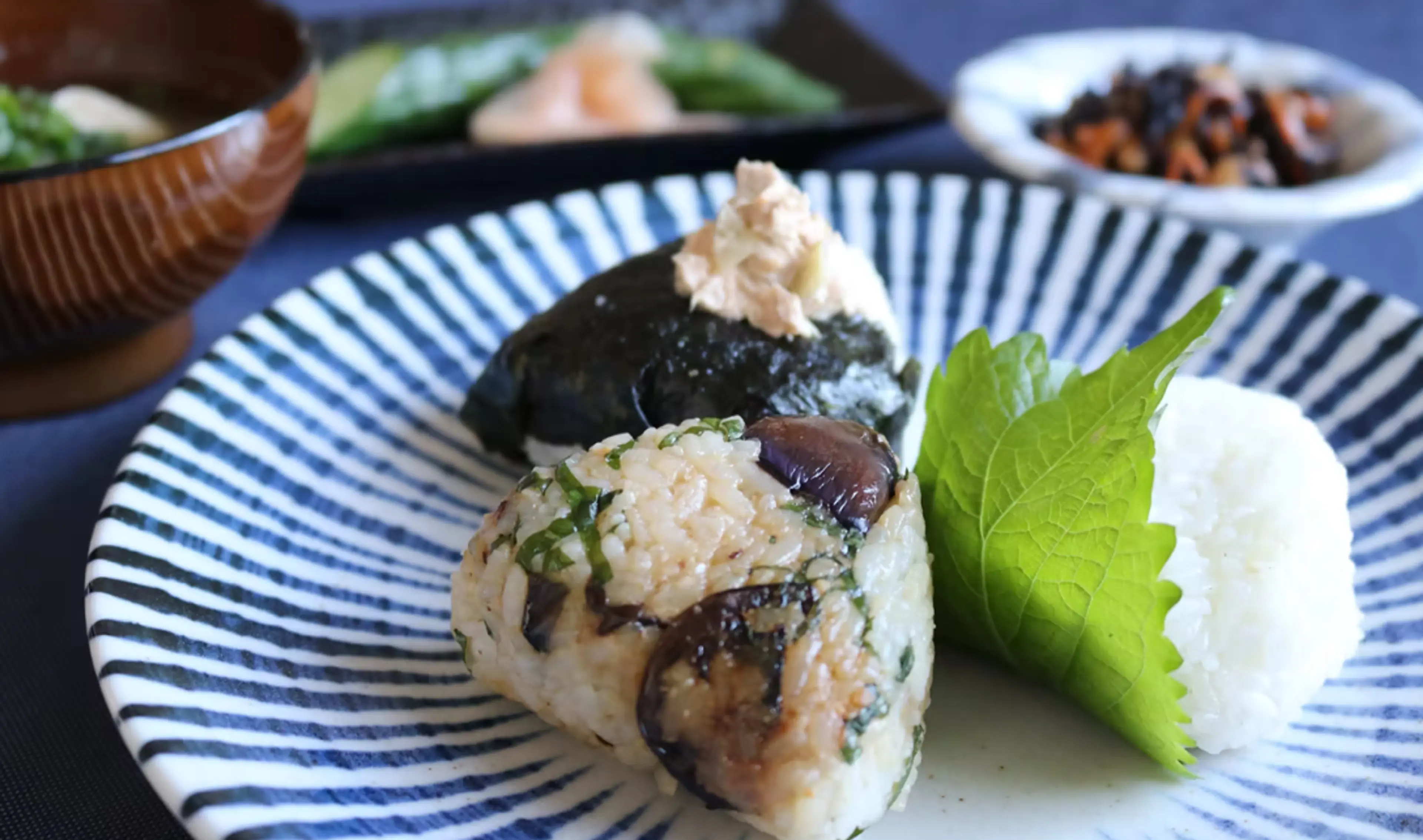 <MISO EGGPLANT ONIGIRI EI> スおにぎり>