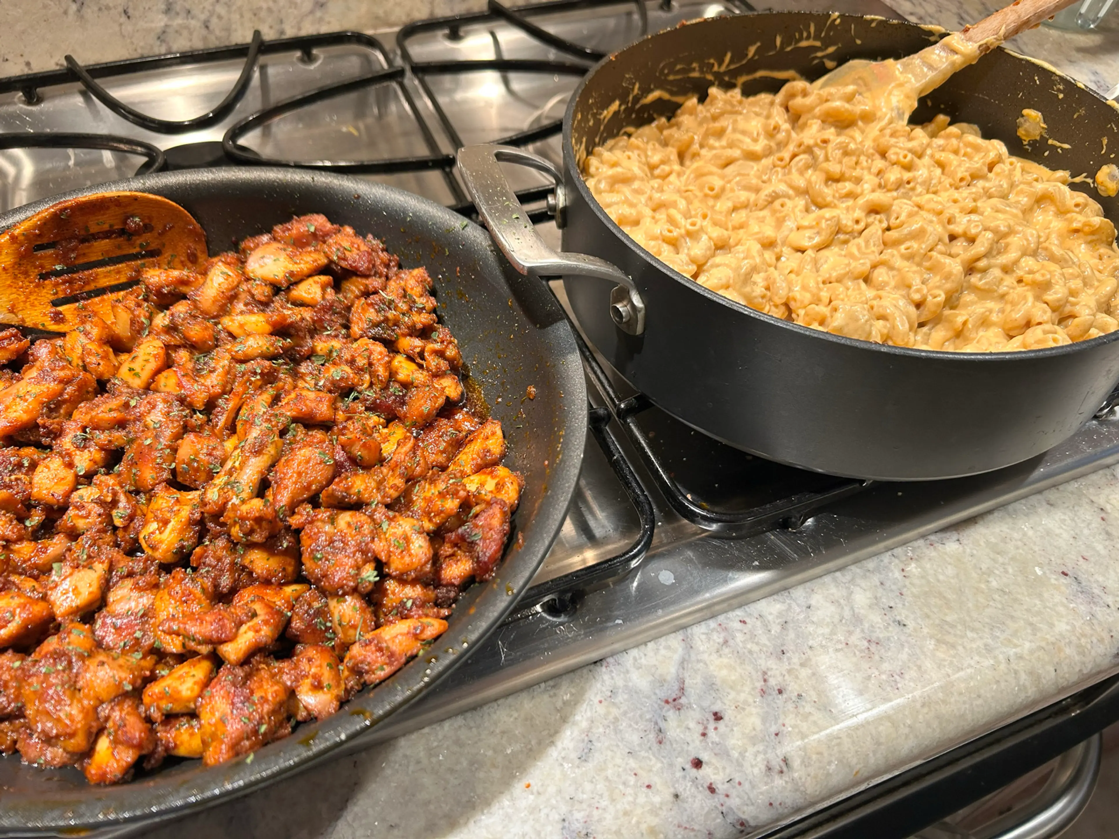 High Protein Crispy Nashville Hot Chicken Mac N Cheese