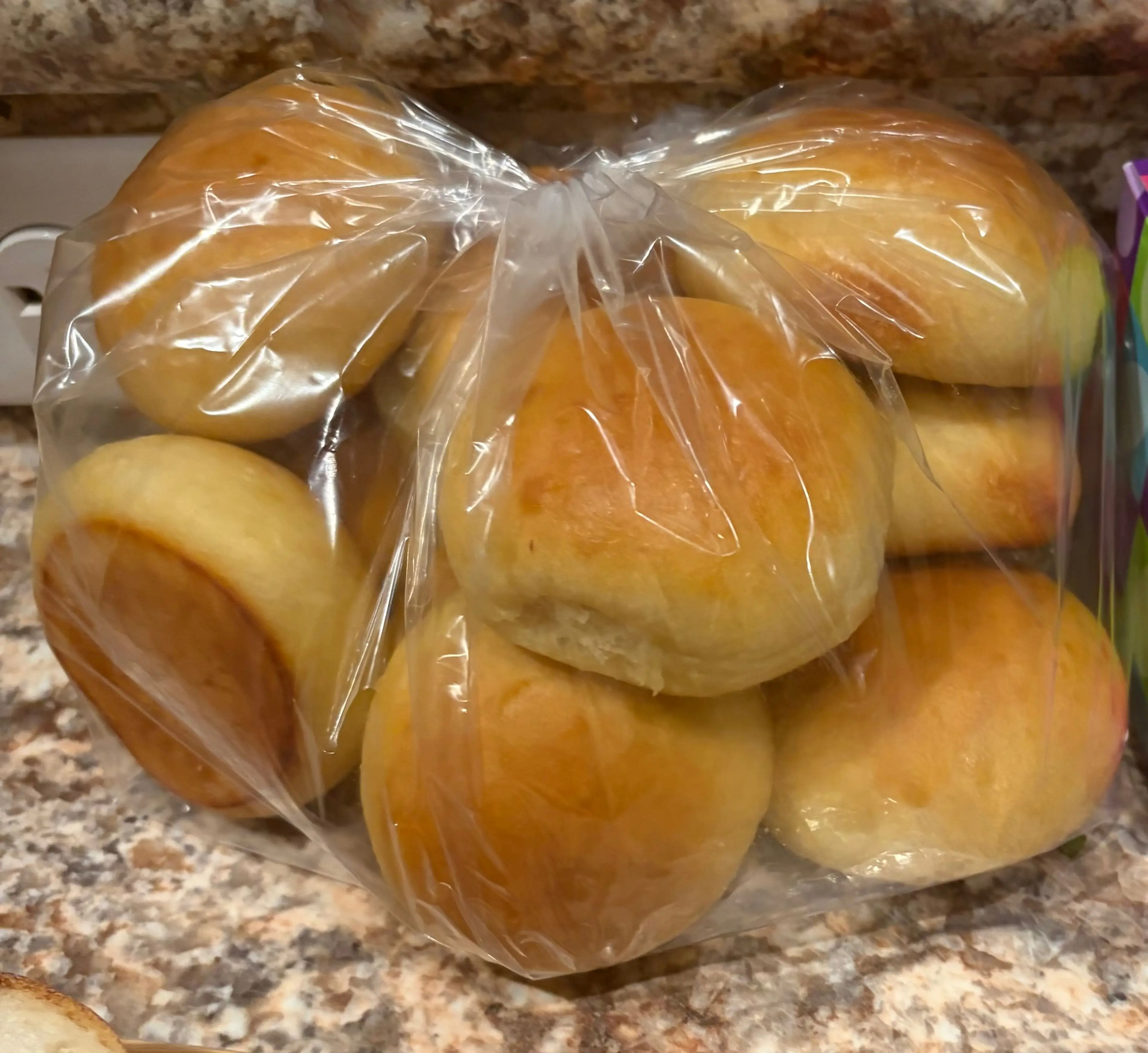 SOFT AND FLUFFY DINNER ROLLS (12 ROLLS)