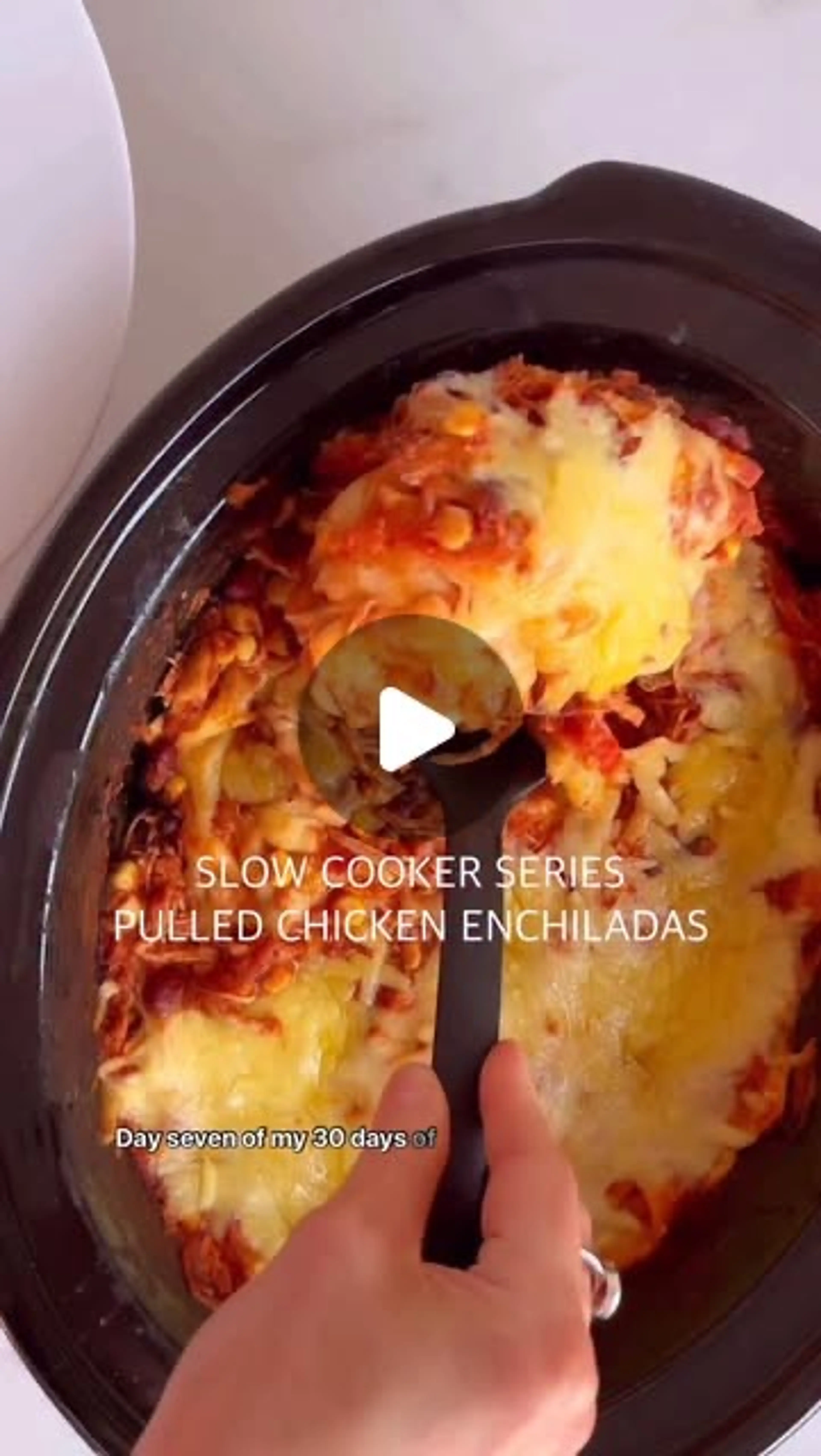 Slow Cooker Chicken Enchilladas
