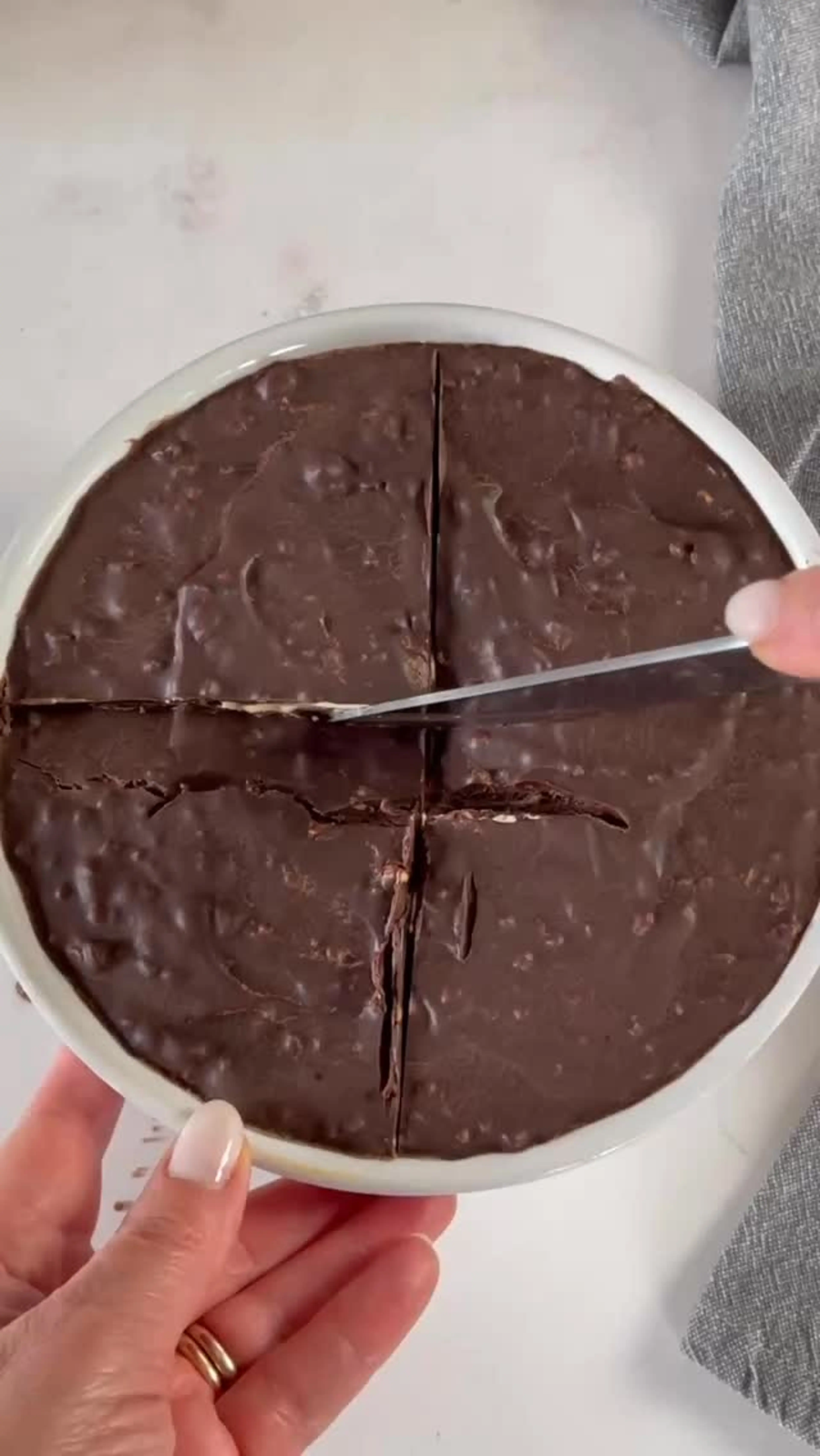 Bolo de chocolate na travessa Menos De 2 Min No Microondas