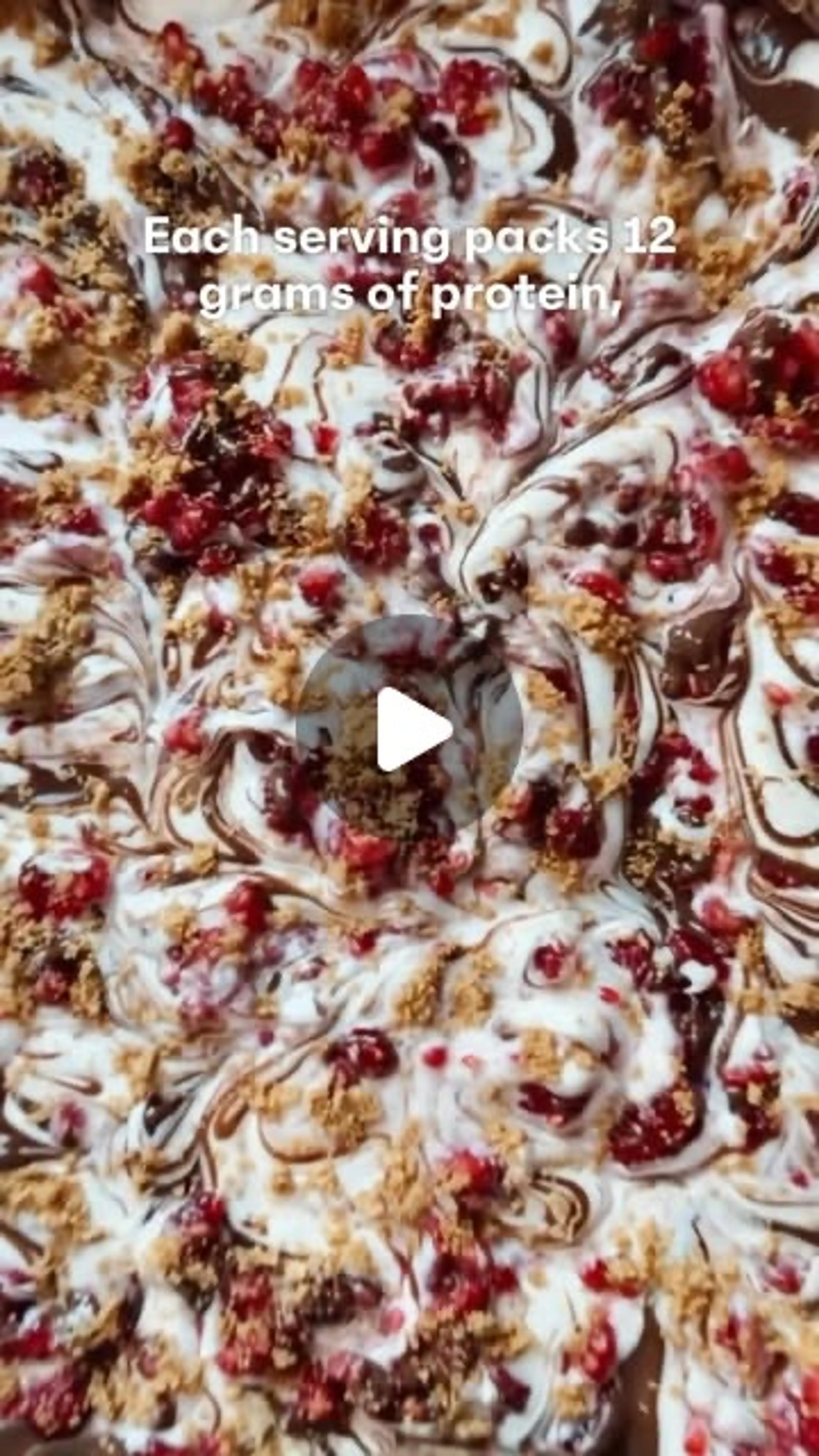 High-protein Frozen Yogurt Bark