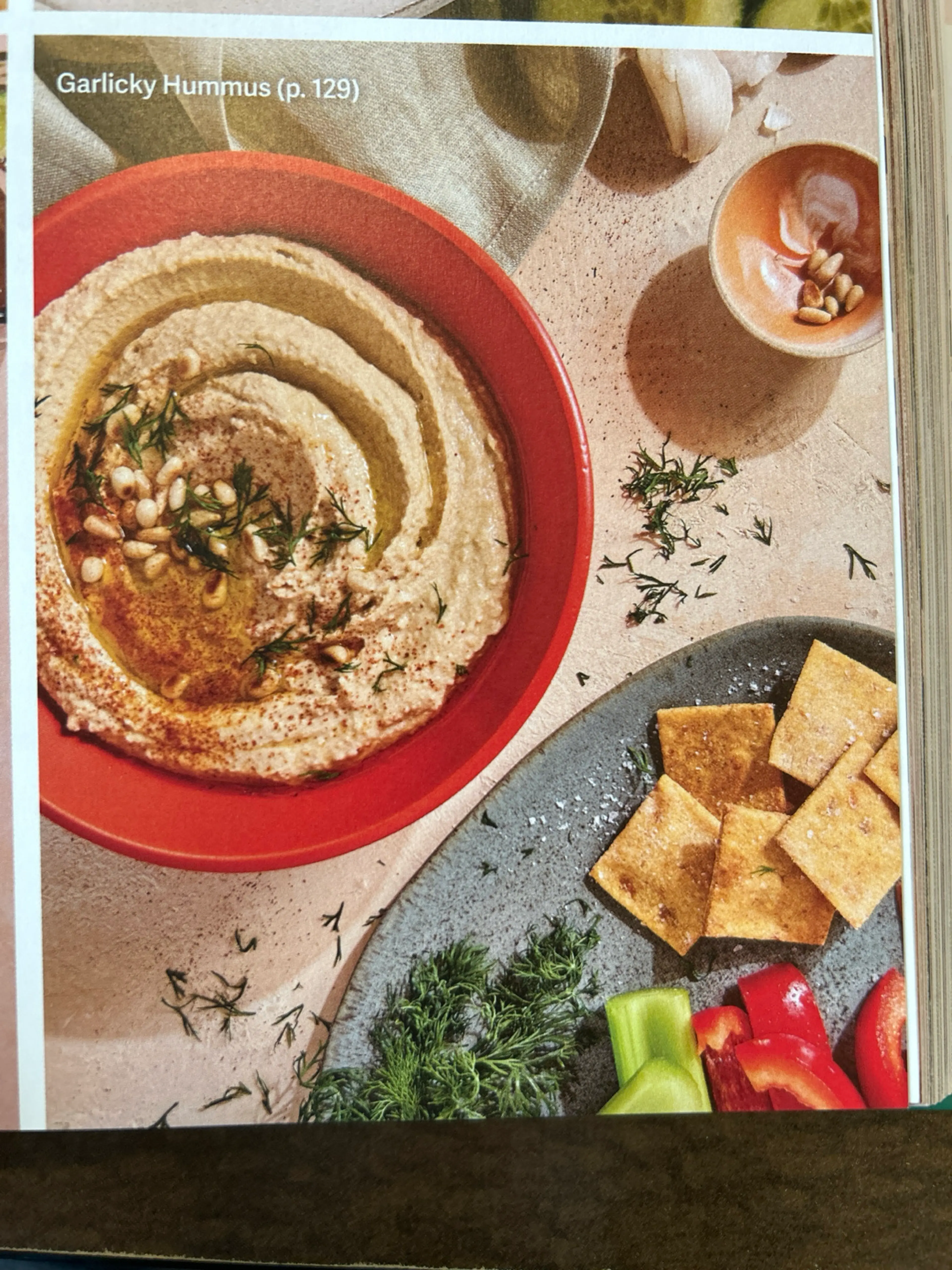 GARLICKY HUMMUS