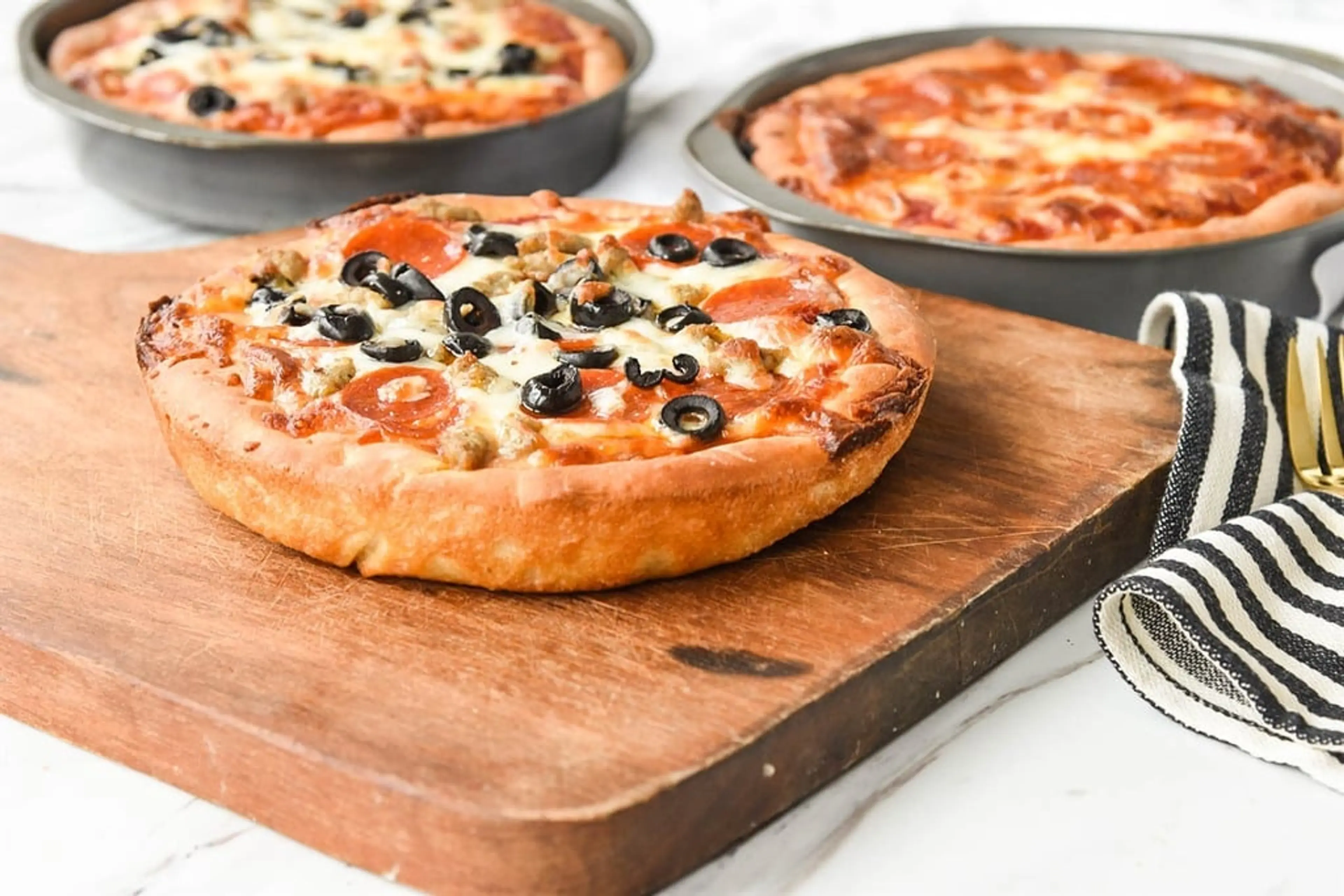 Pizza Hut Pan Pizza {copycat recipe}