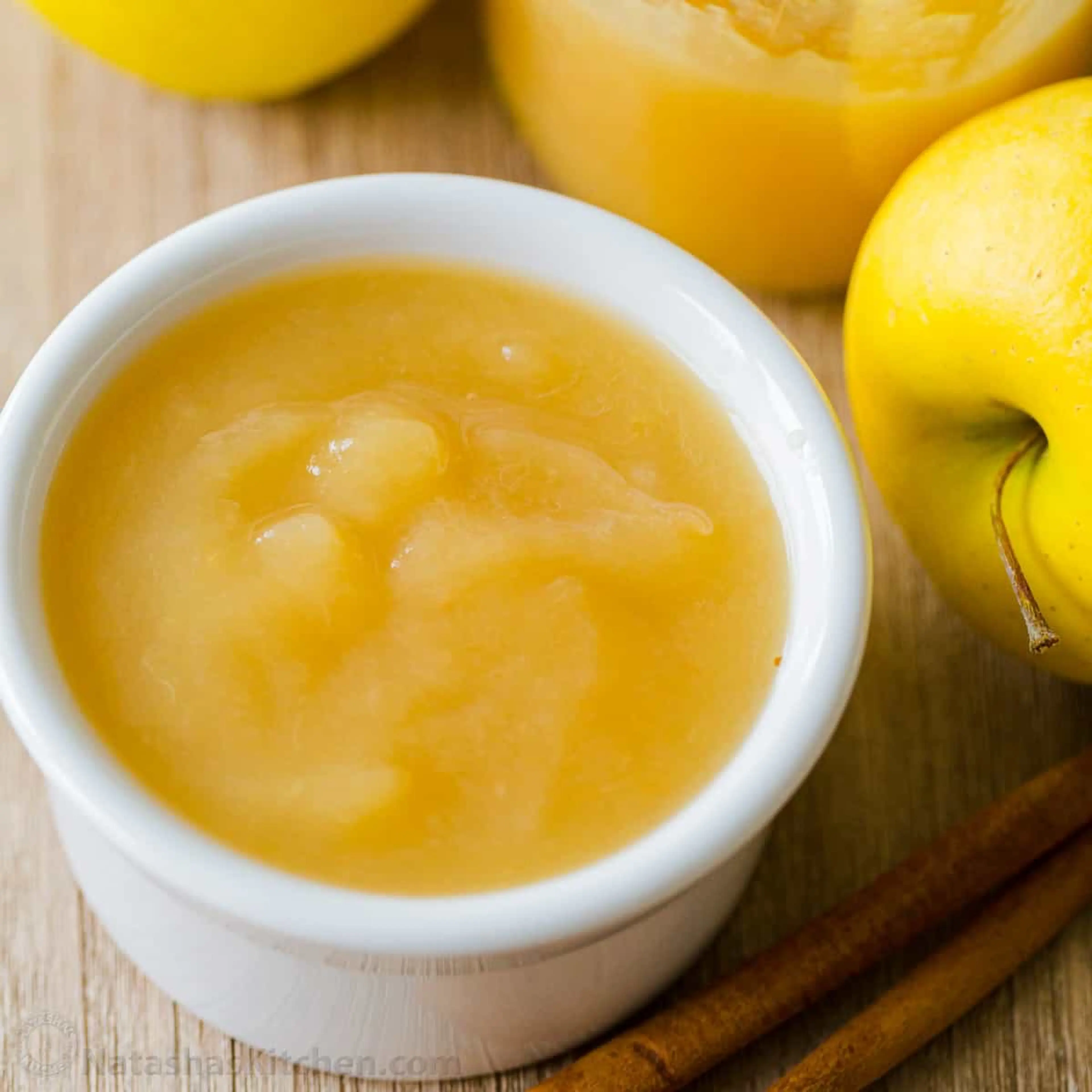 Easy Homemade Applesauce Recipe