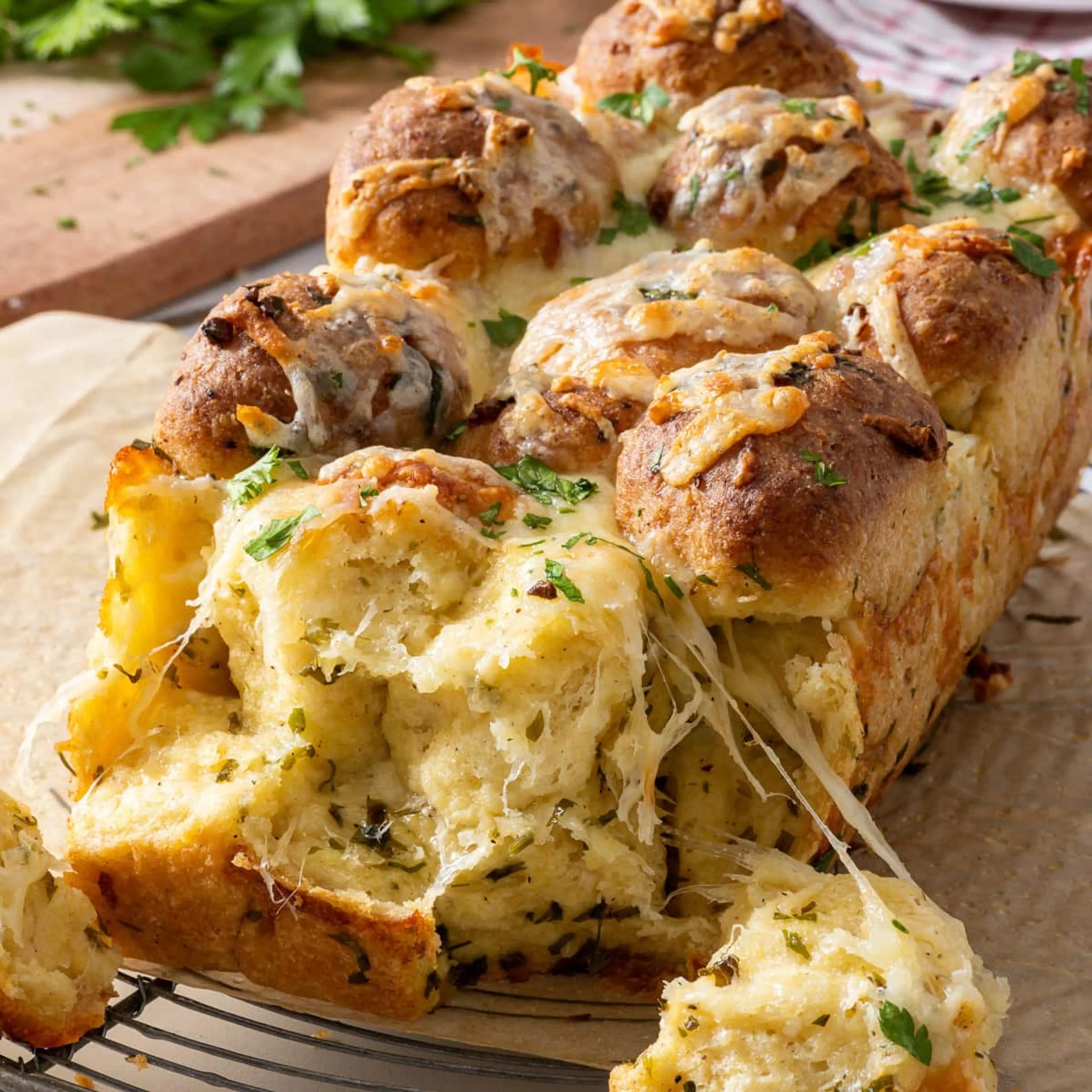 Gluten Free Cheesy Garlic Monkey Bread