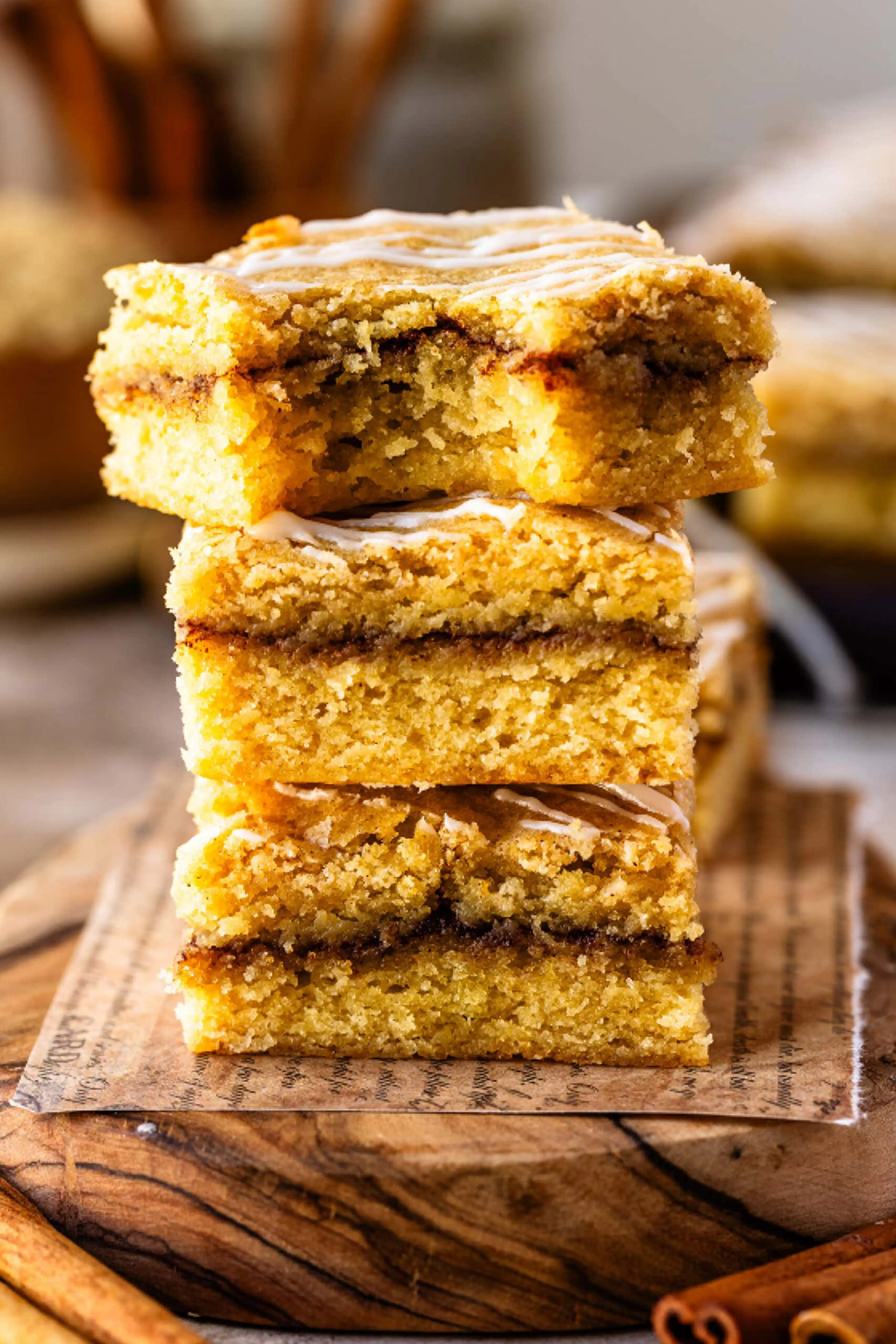 Cinnamon Roll Blondie