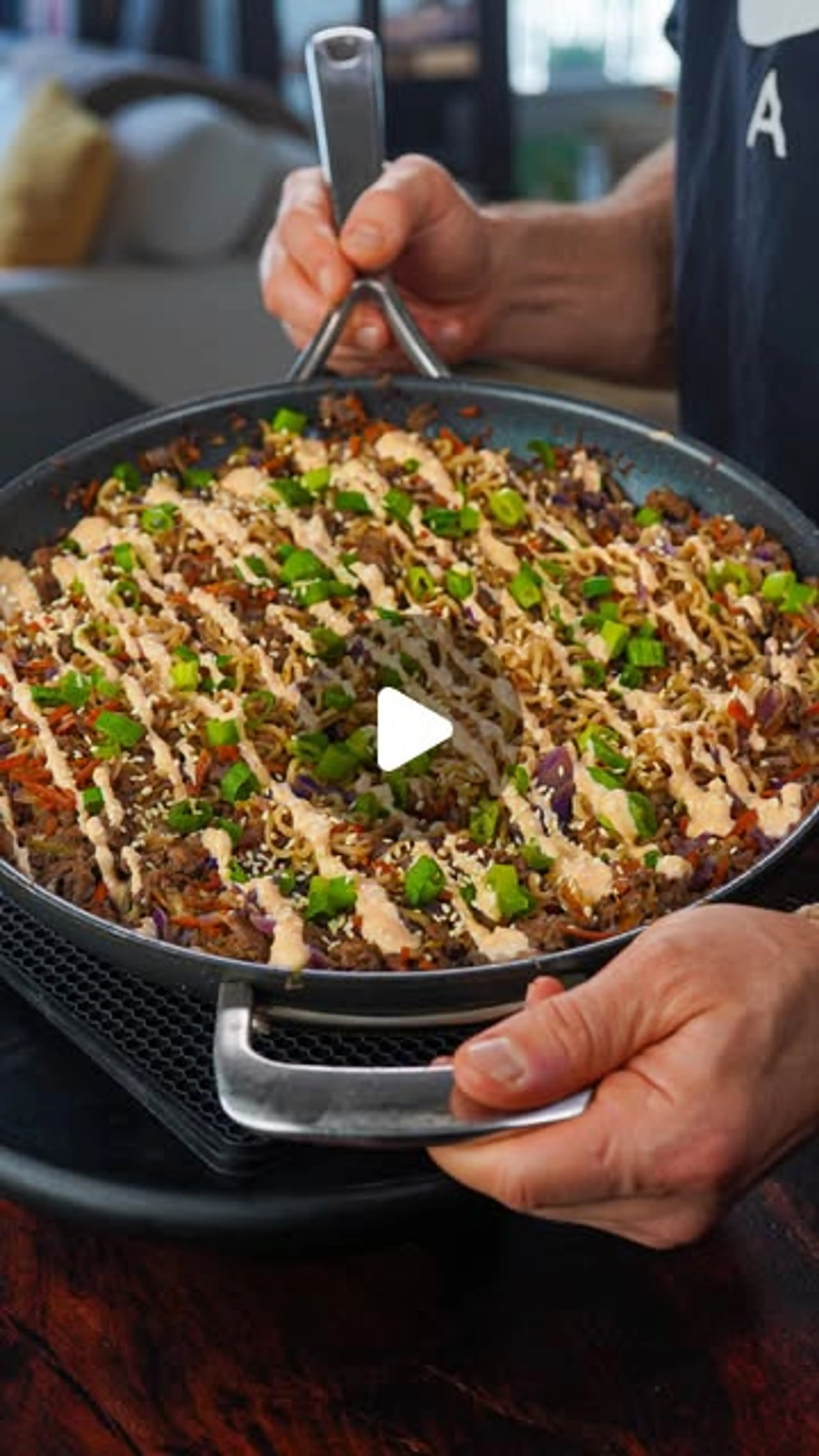 522 Cal Egg Roll in a Bowl Ramen