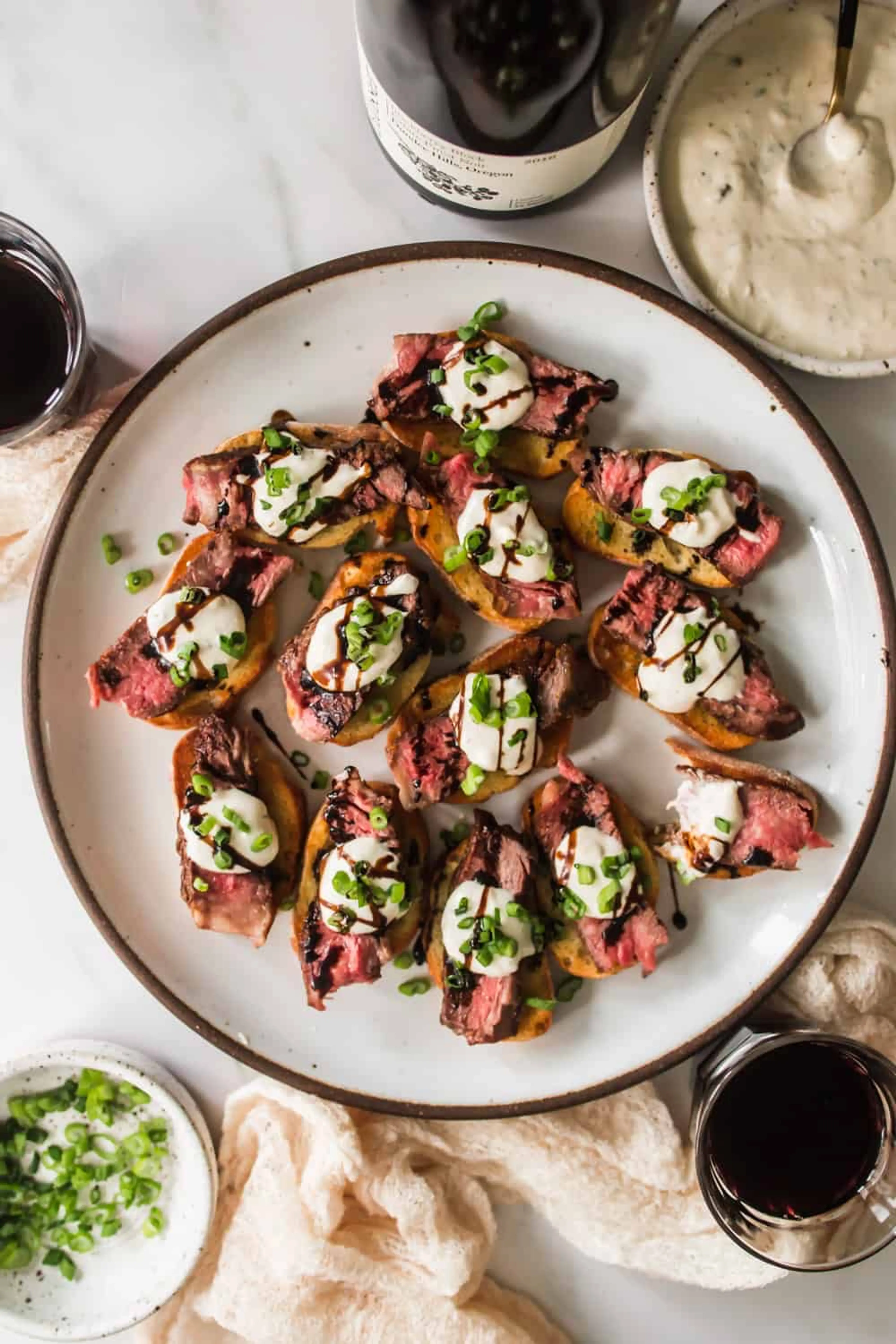 Ribeye Steak Crostini With Horseradish Sauce