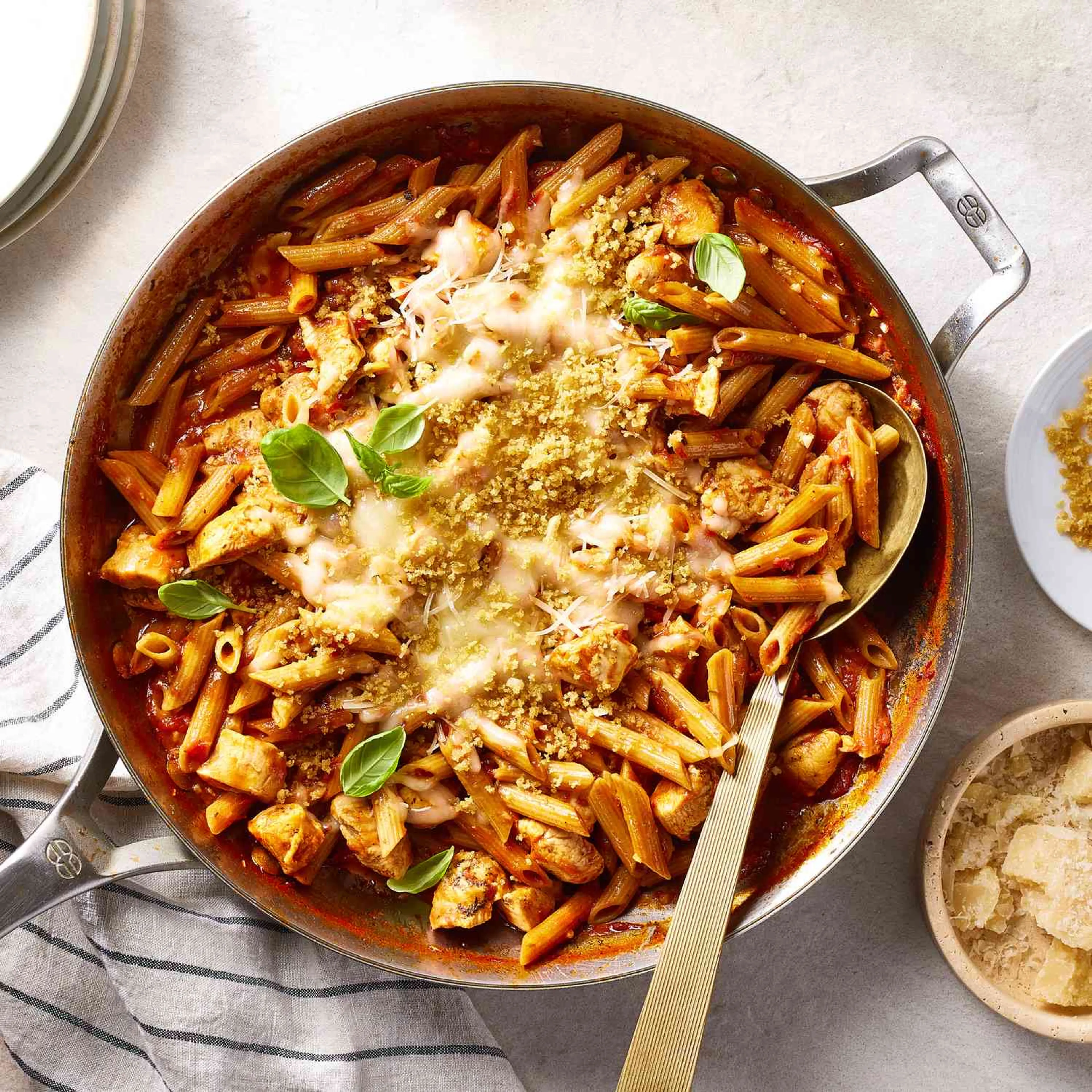 One-Pan Chicken Parmesan Pasta