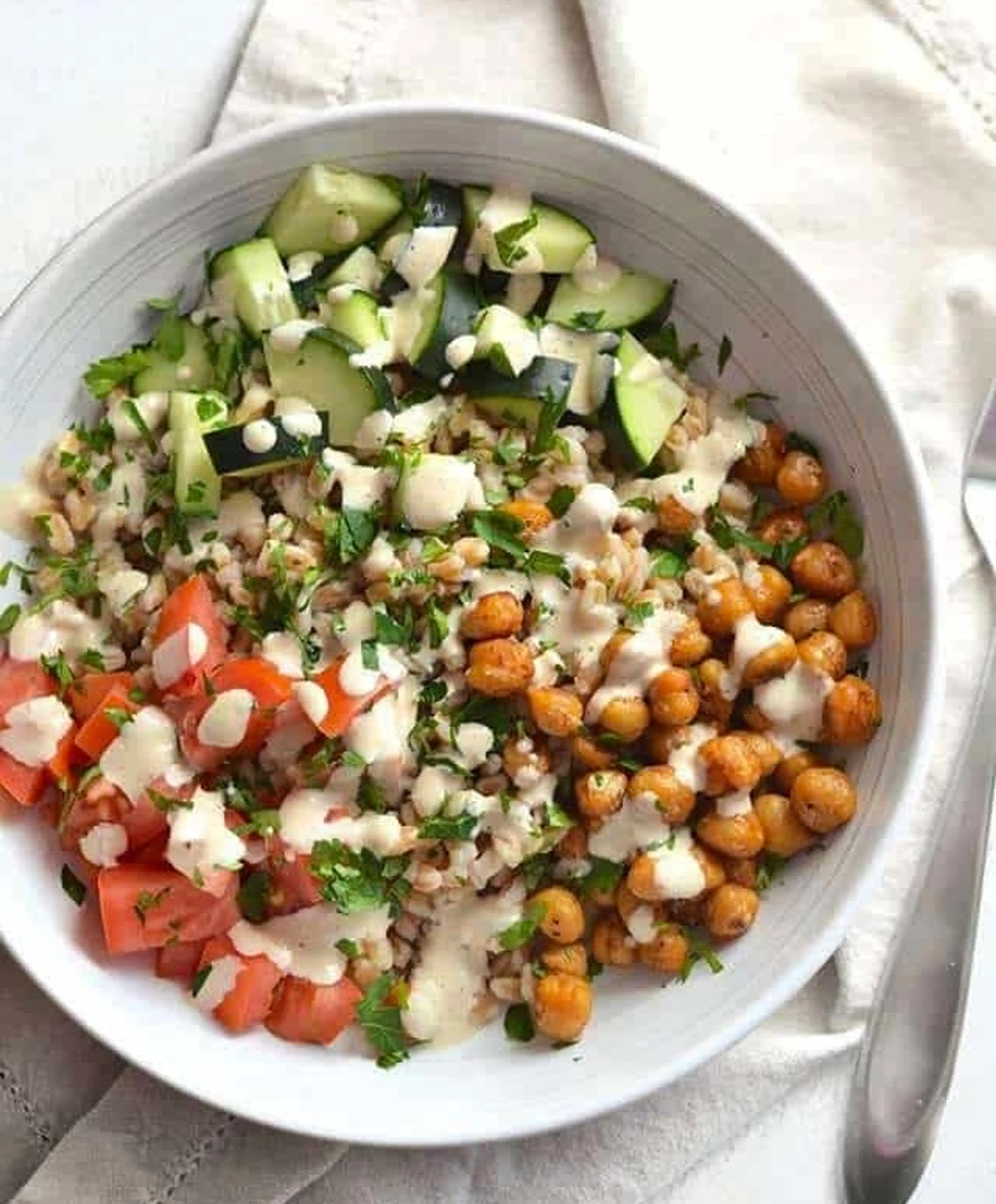 Mediterranean Farro Salad with Spiced Chickpeas