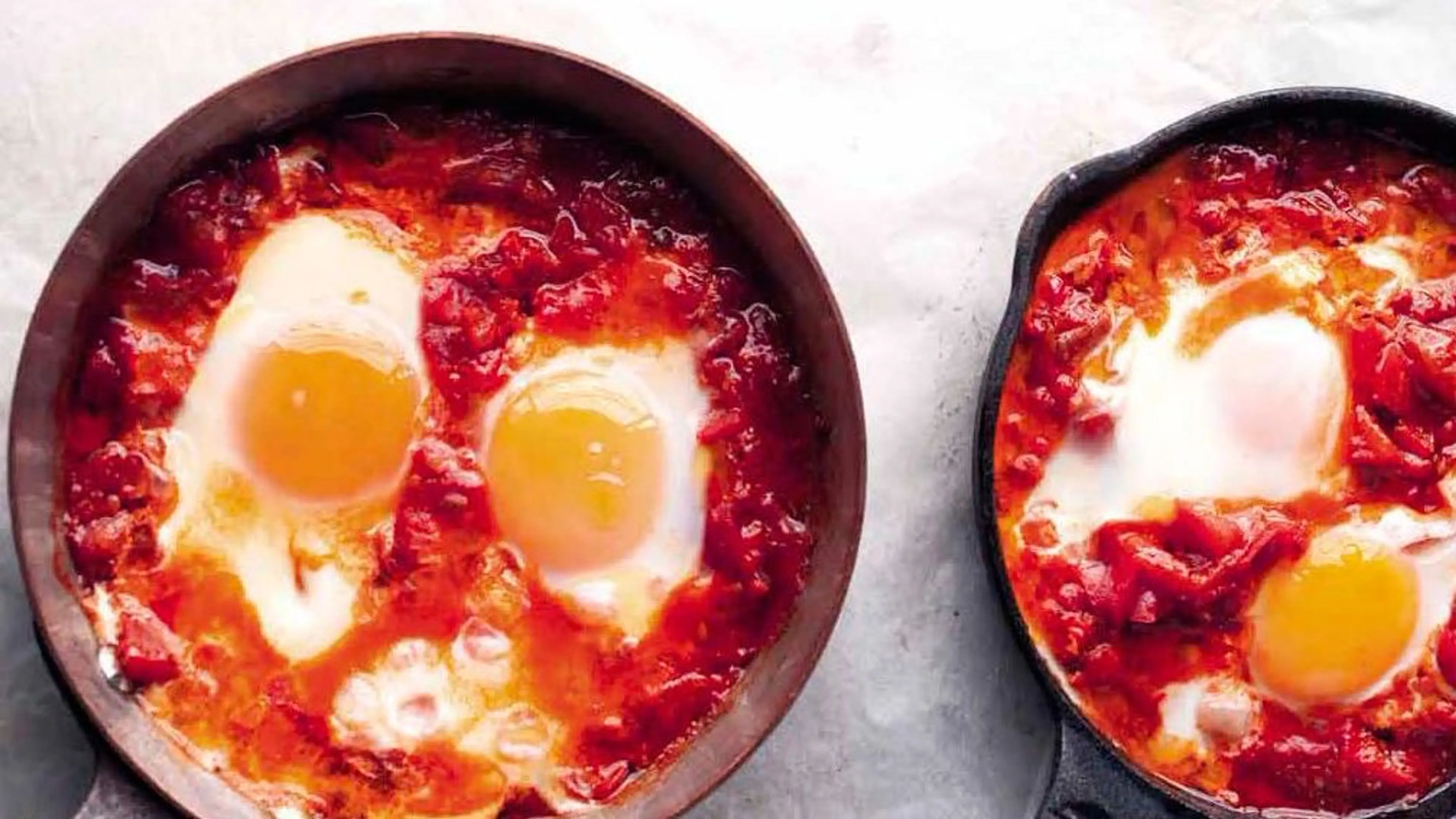 Shakshuka With Red Peppers and Cumin