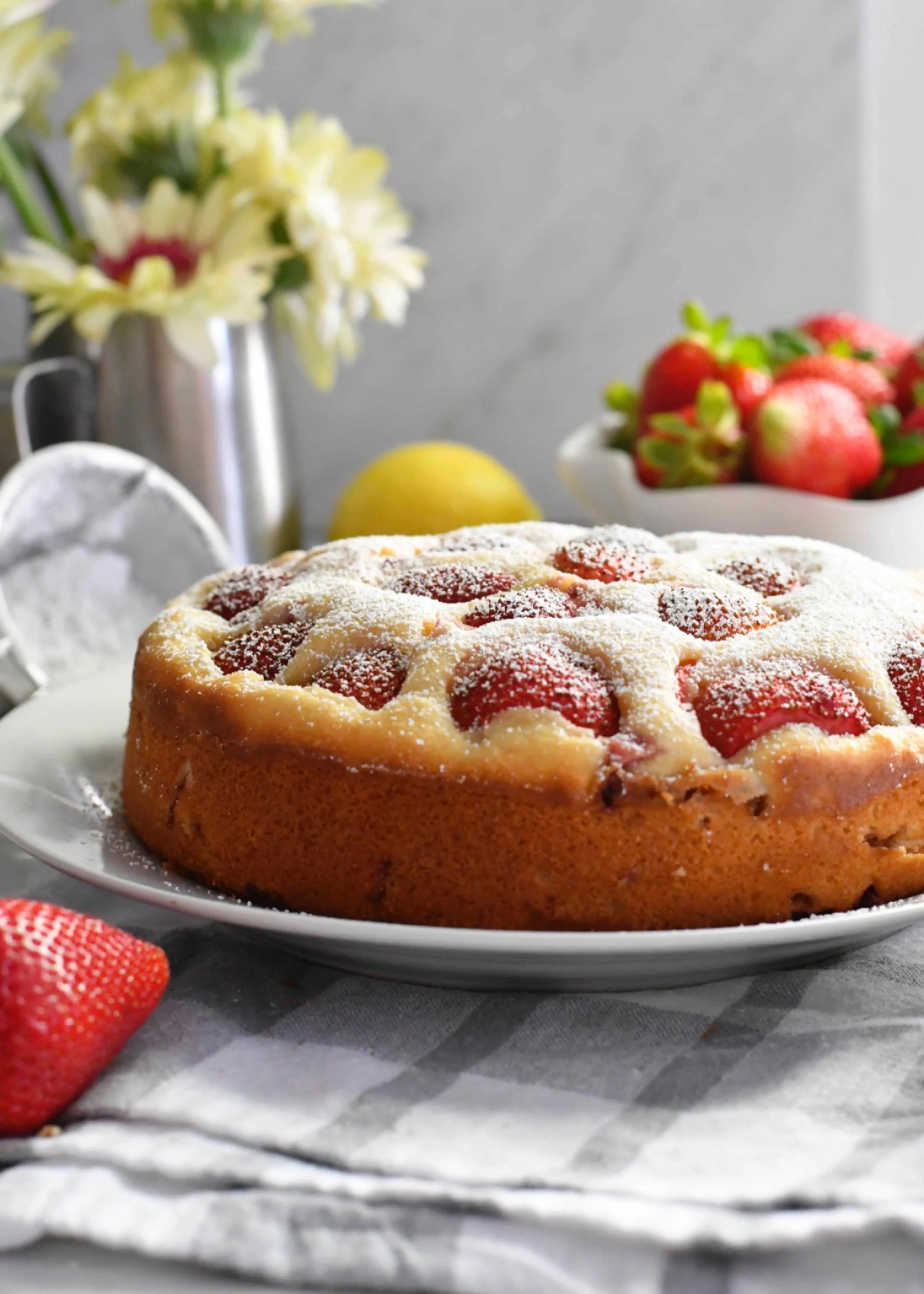 Soft Strawberry Ricotta Cake