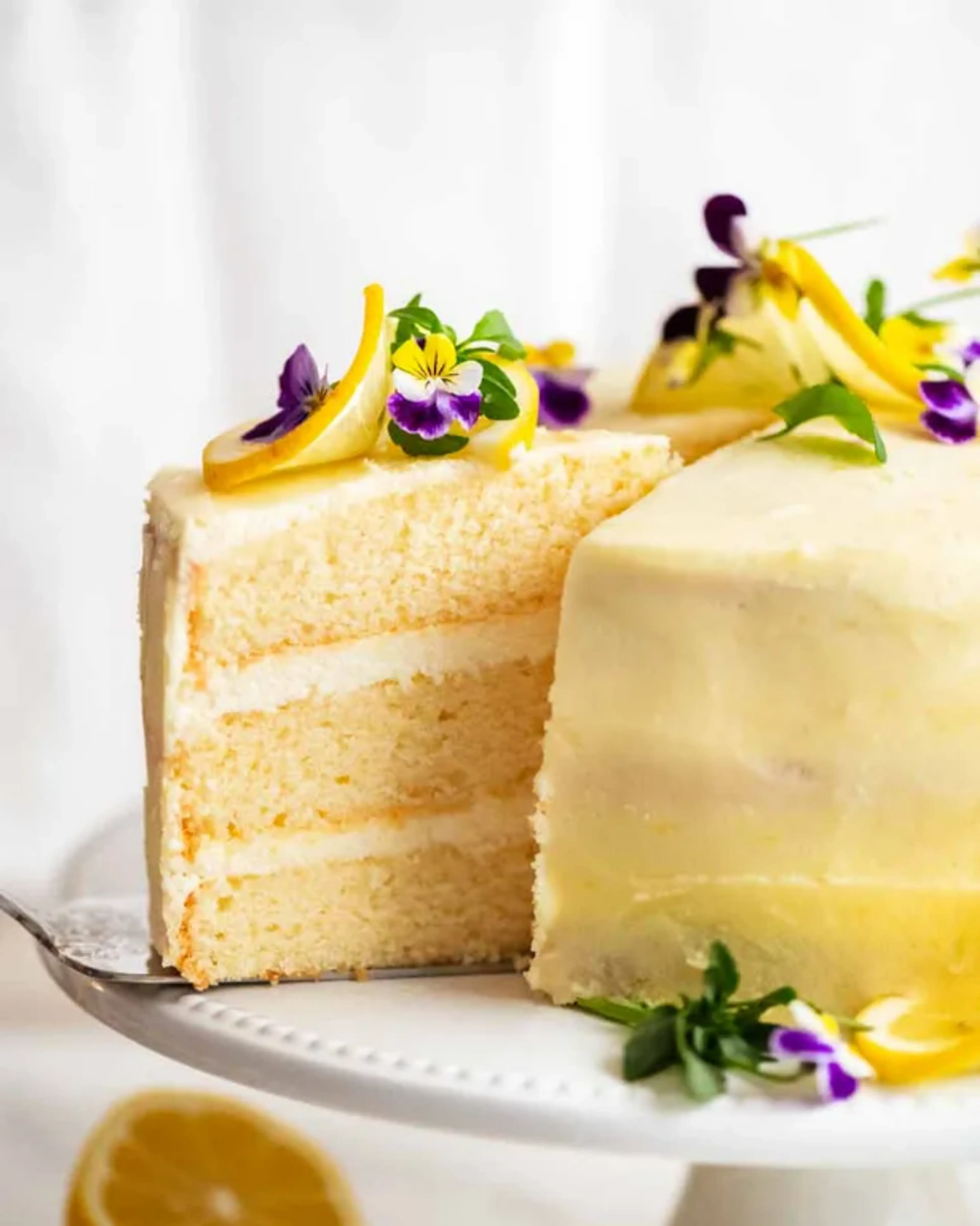 Lemon Cake - with a secret Fluffy Lemon Frosting