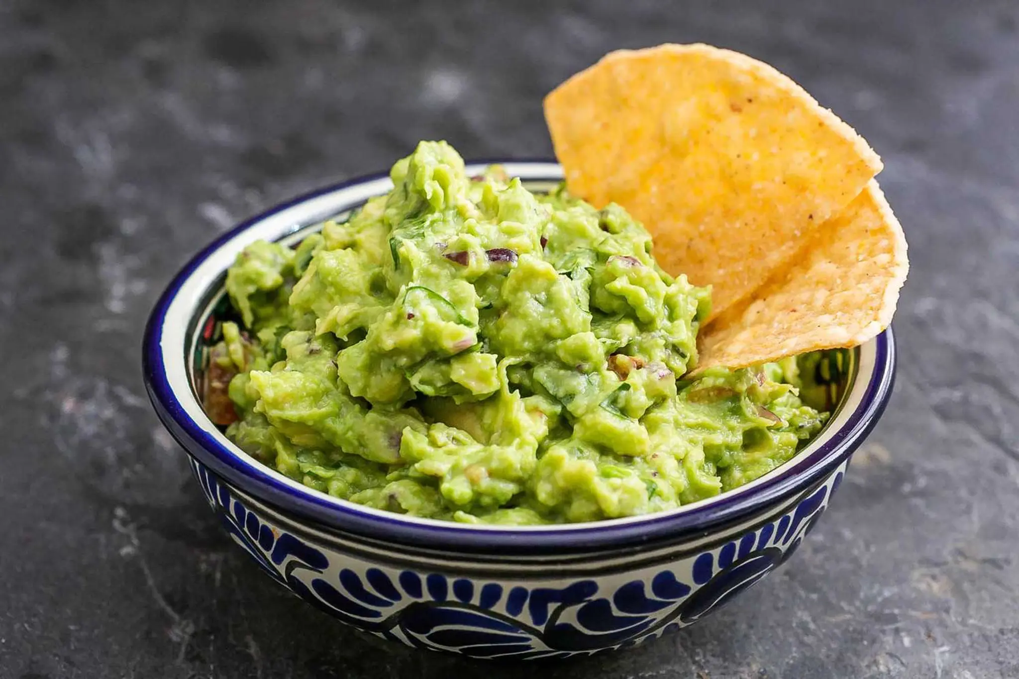 How to Make the Best Guacamole