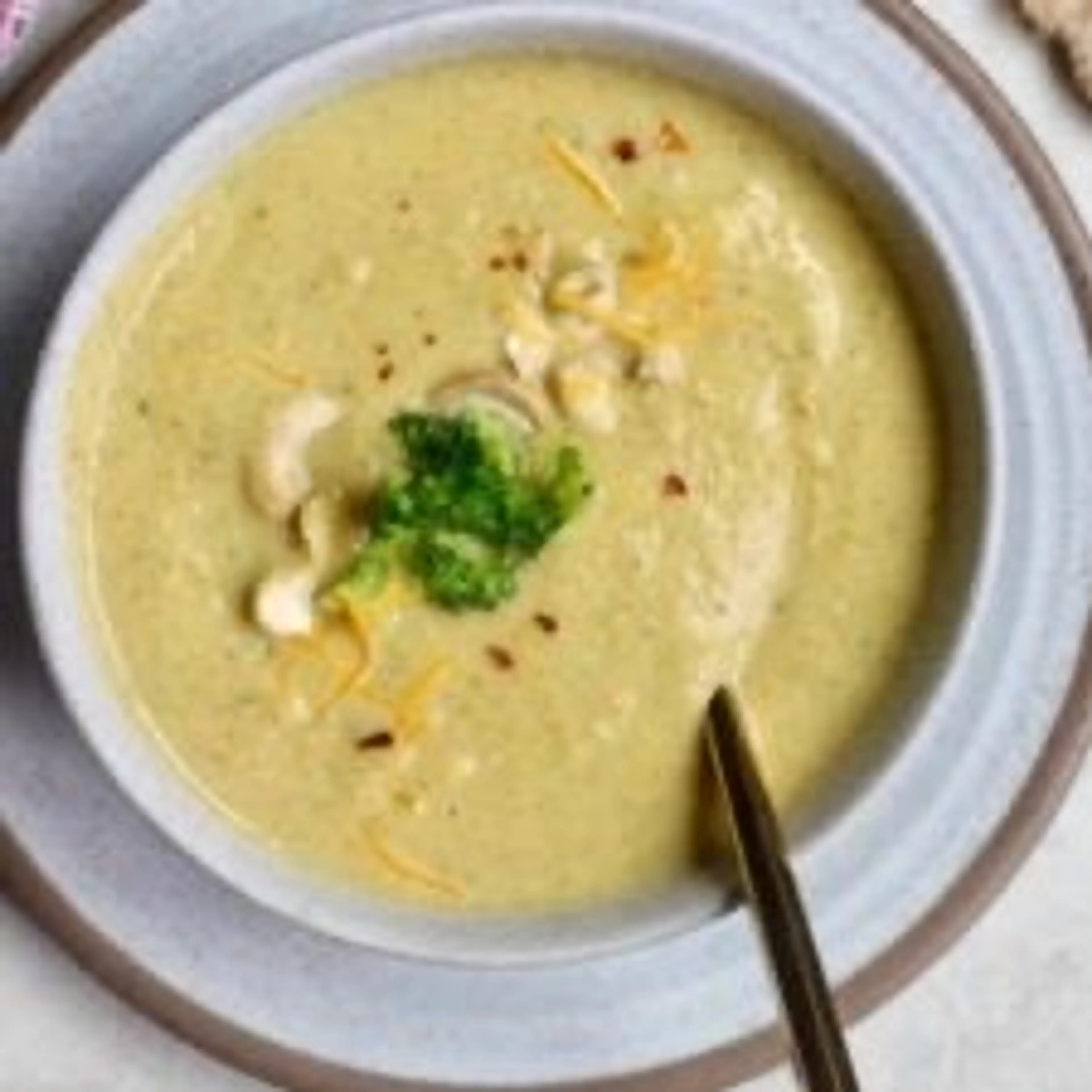 Creamy Nourishing Vegan Broccoli Soup