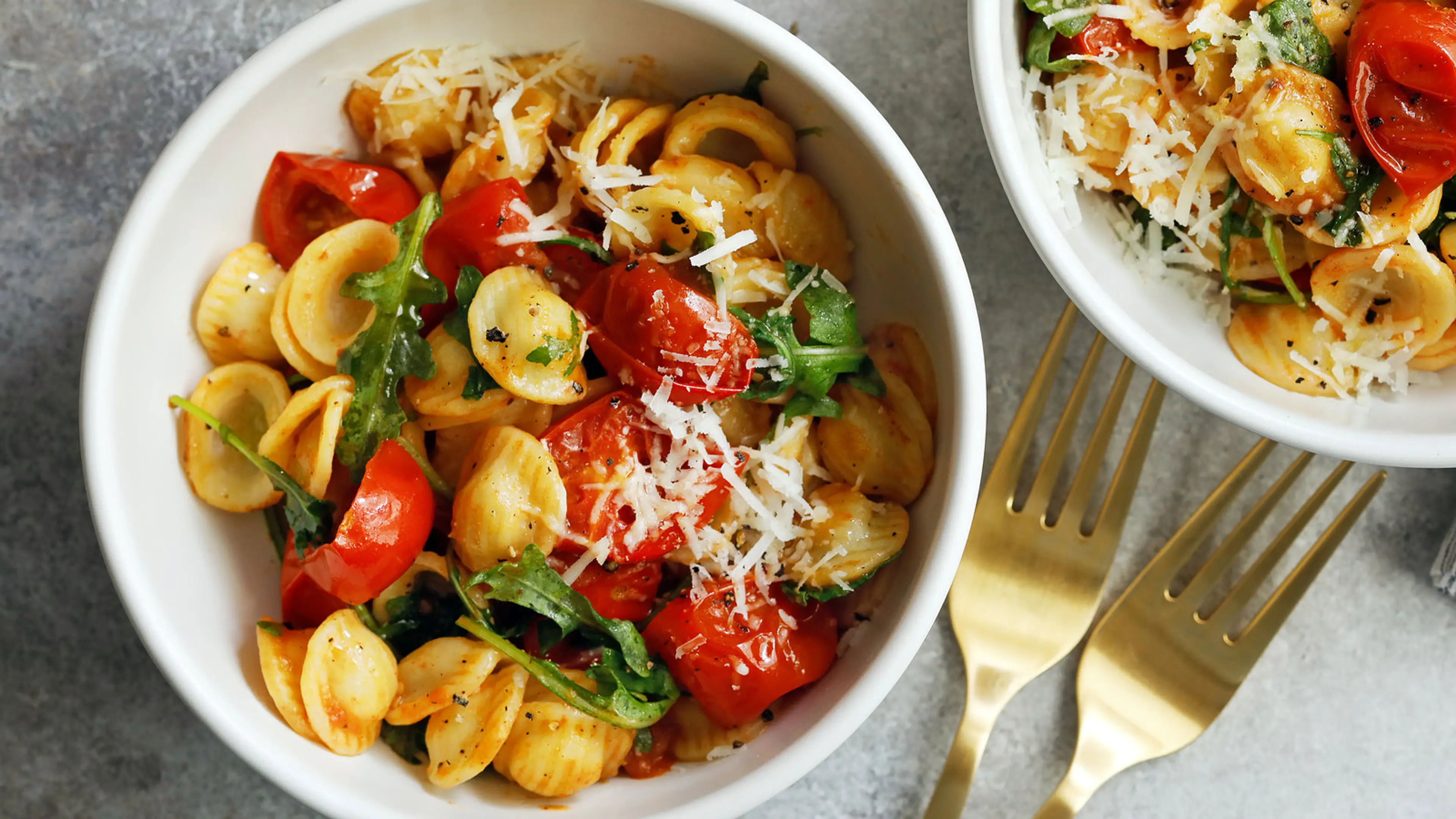 Orecchiette With Cherry Tomatoes and Arugula