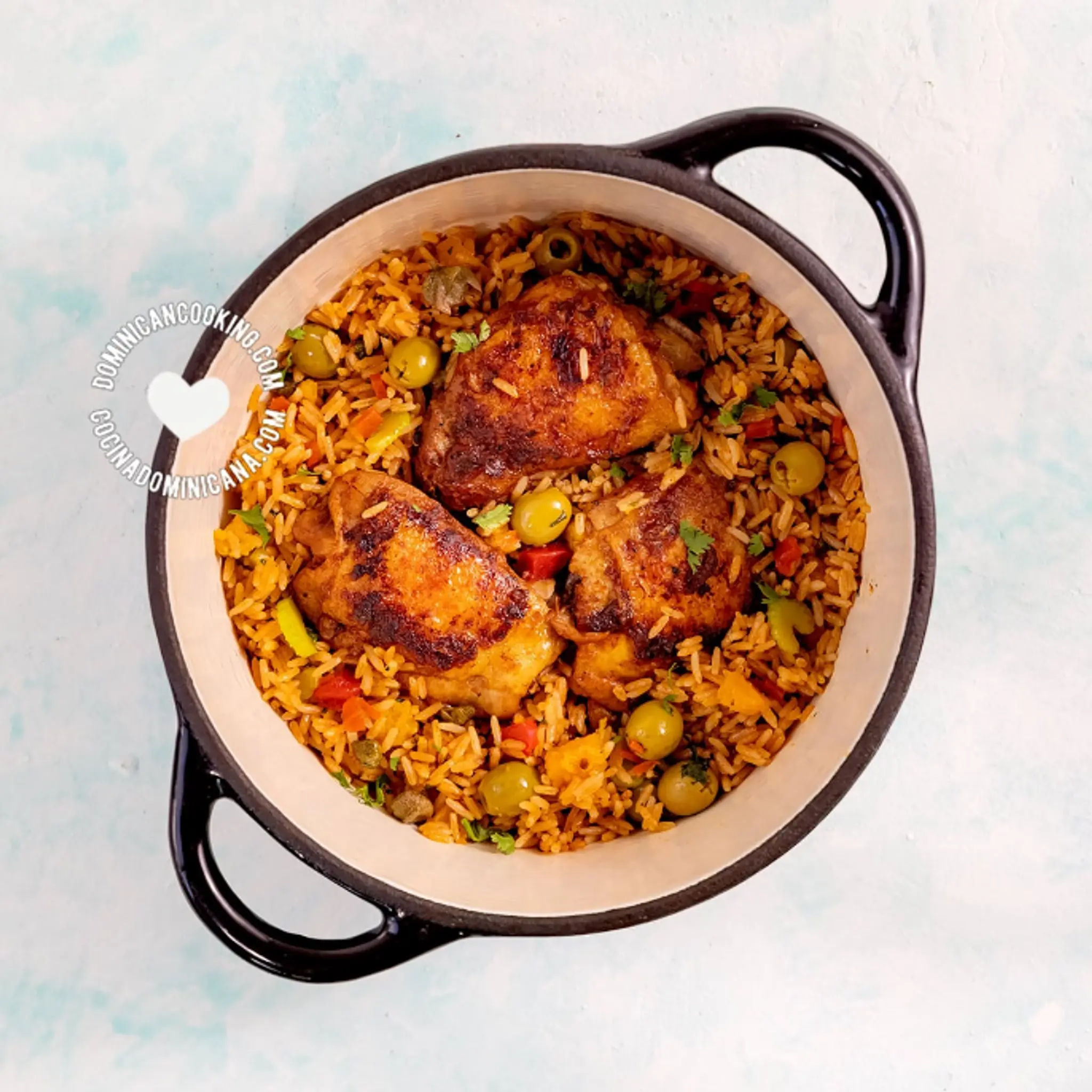 Locrio de Pollo [Recipe + Video] Dominican Rice and Chicken