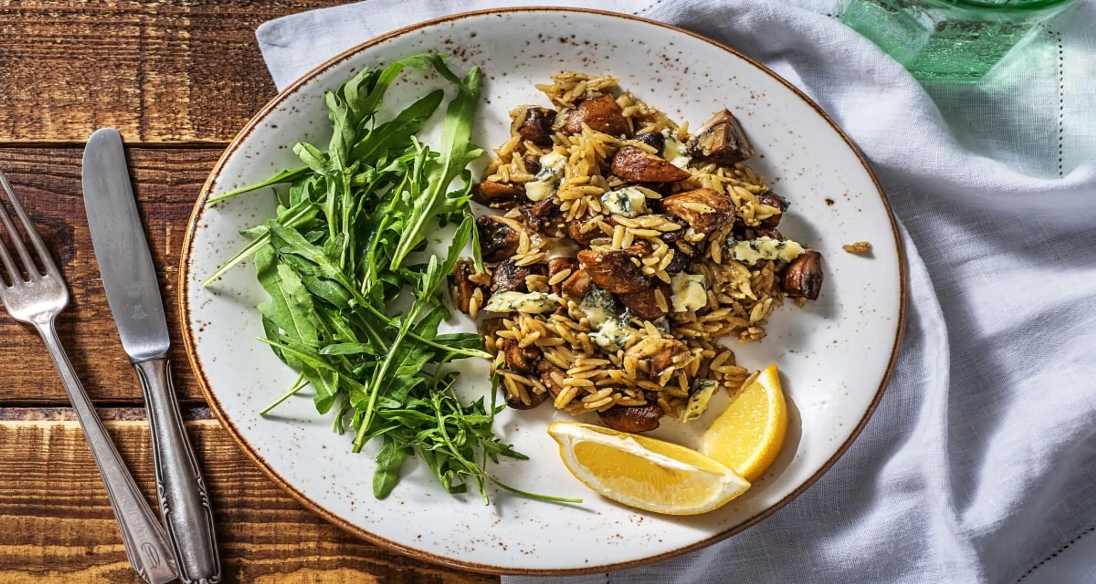 Orzo champignons, danablu Et pesto