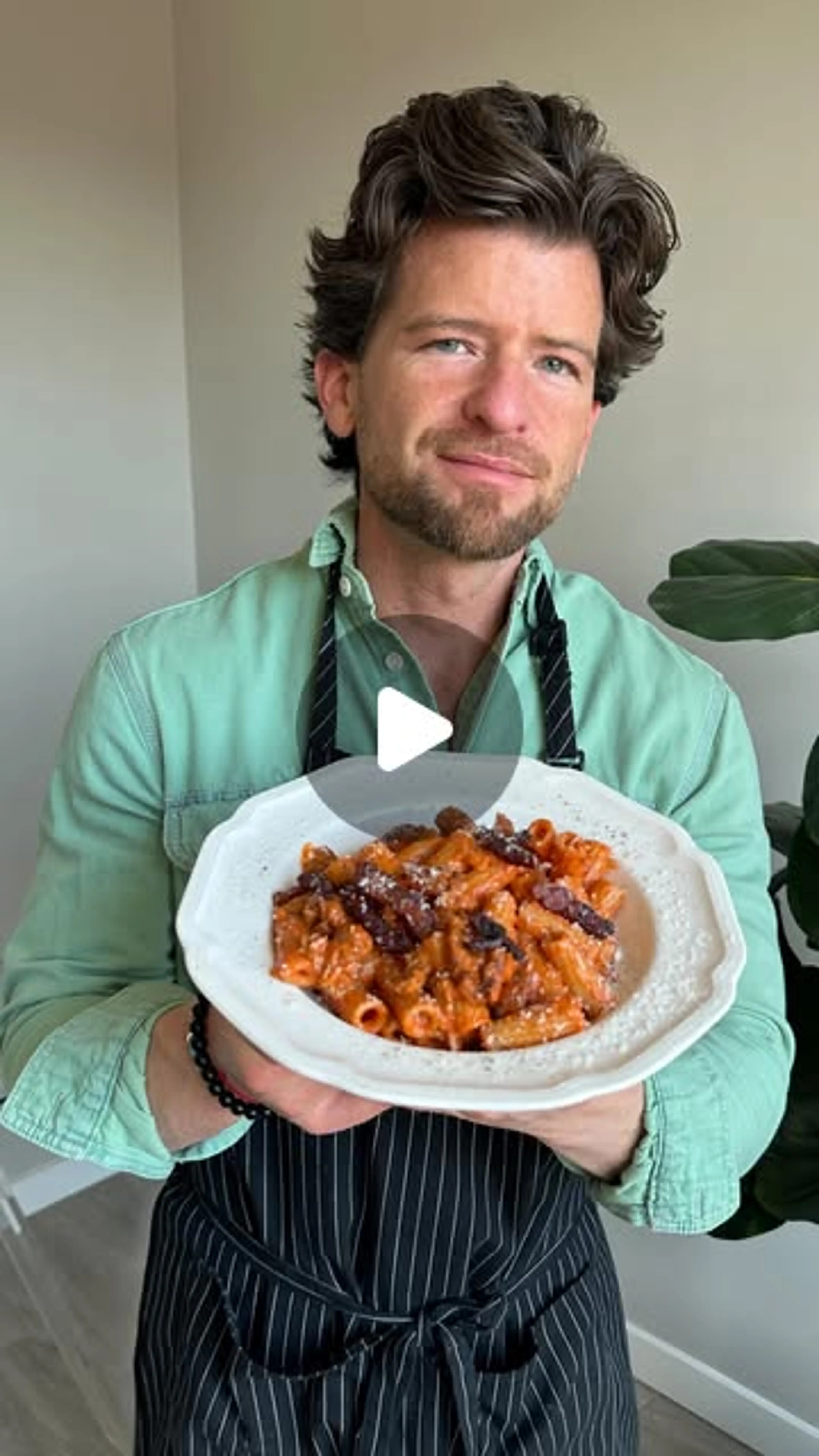 Pasta Alla Zozzona - a Roman Classic