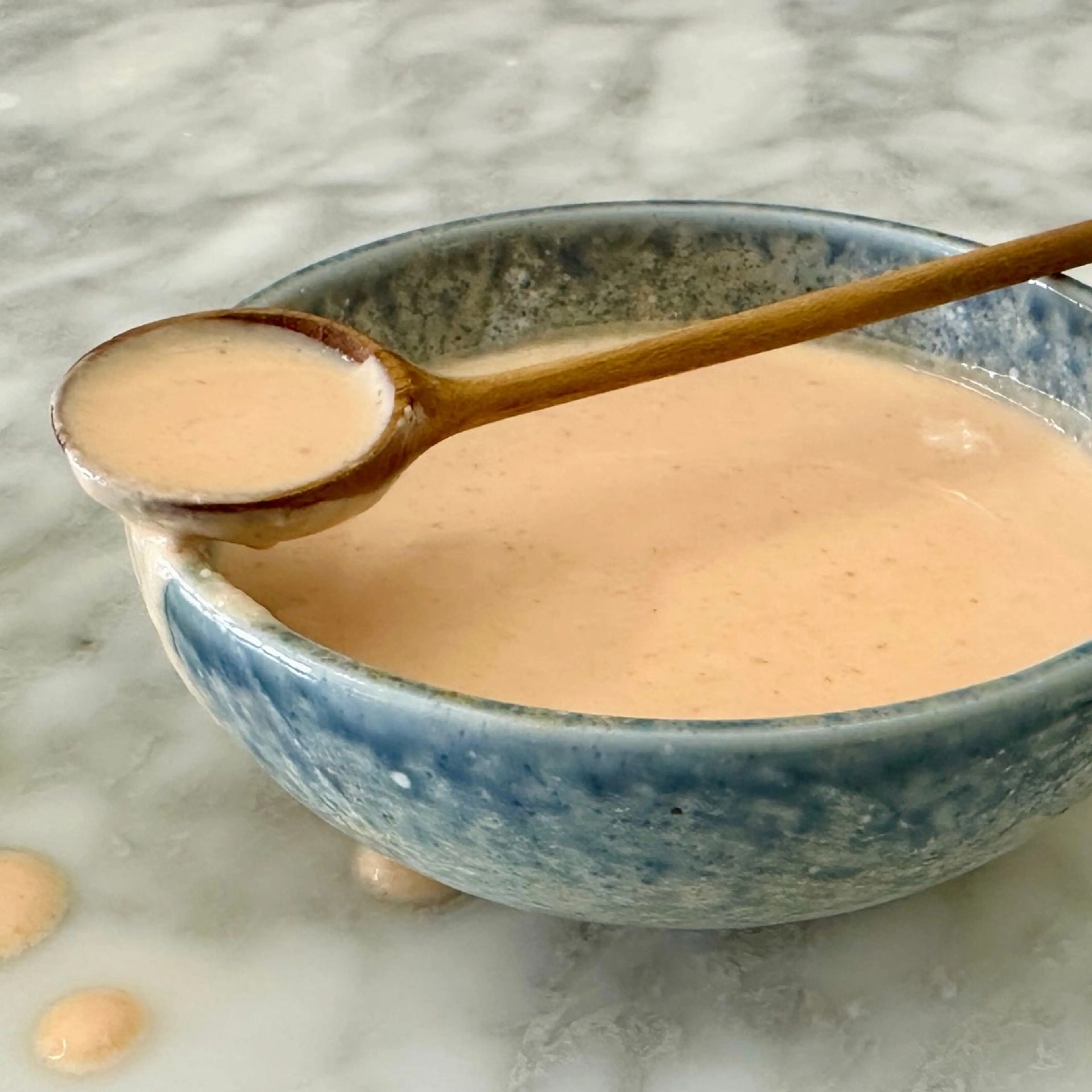 SRIRACHA MAYO WITH GREEK YOGURT