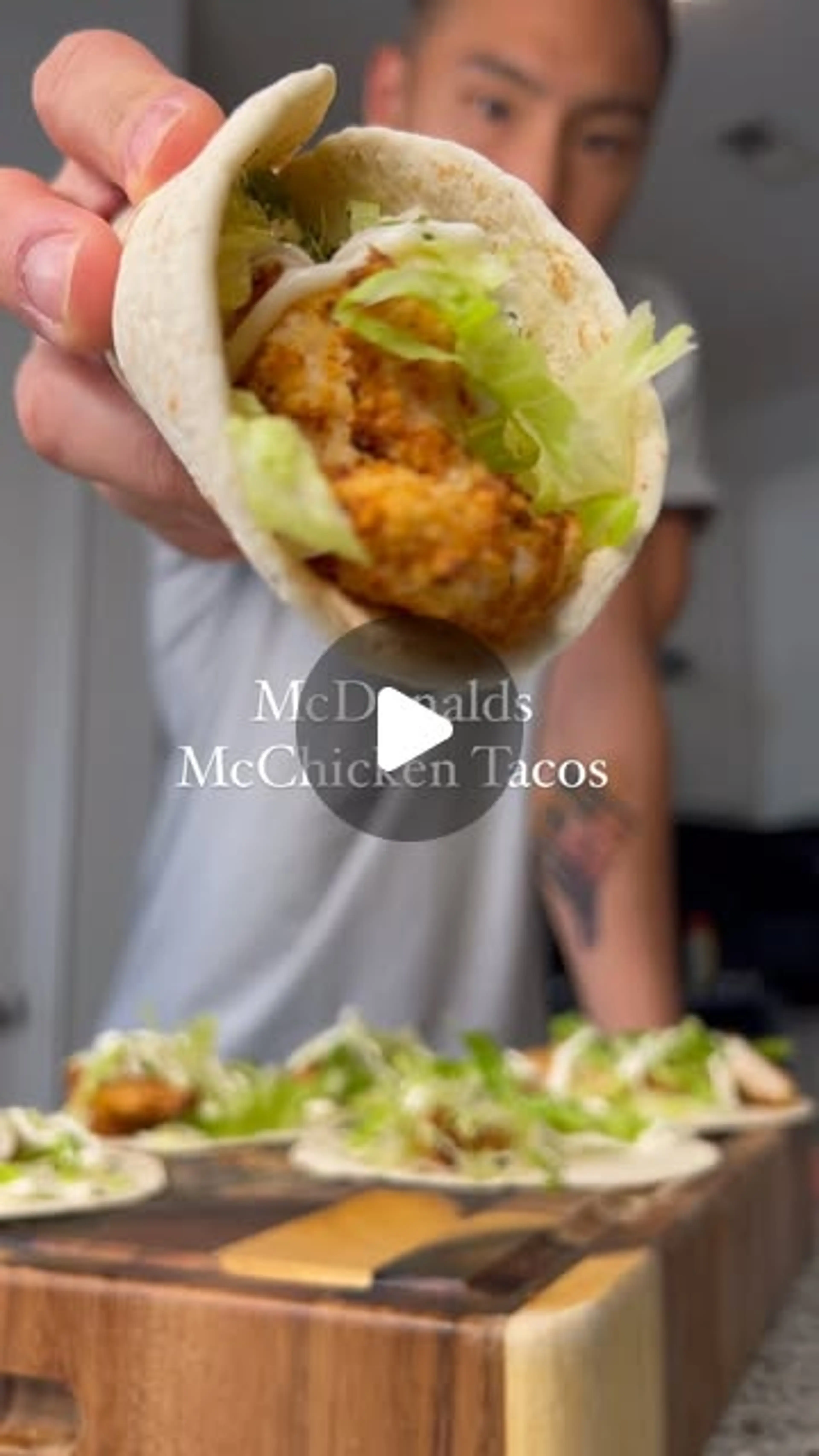 All 6 Tacos: 722 Calories 100g Protein L 15g Fat L 39g Carbs