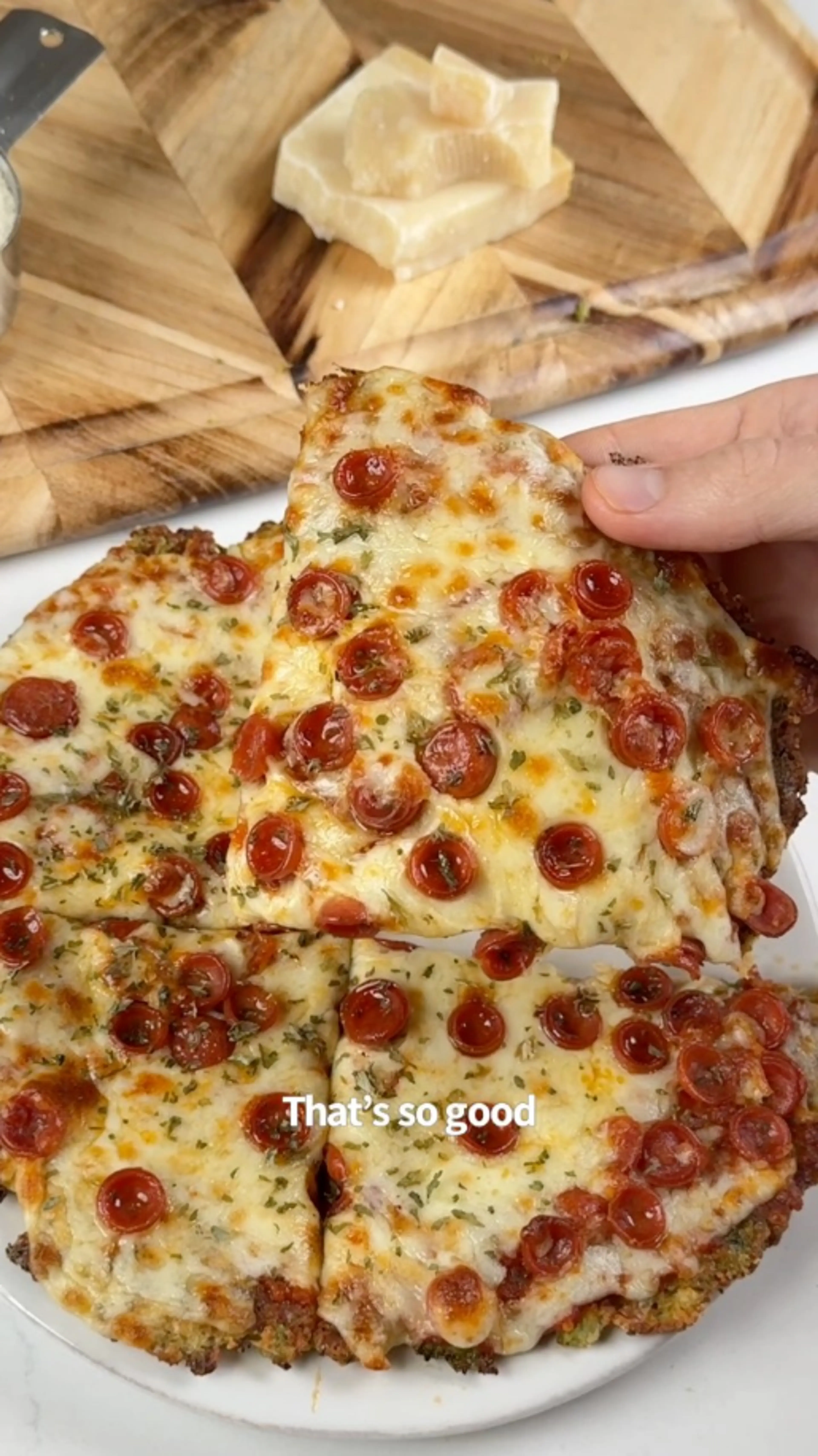 Healthy 3-ingredient Broccoli Crust Pizza