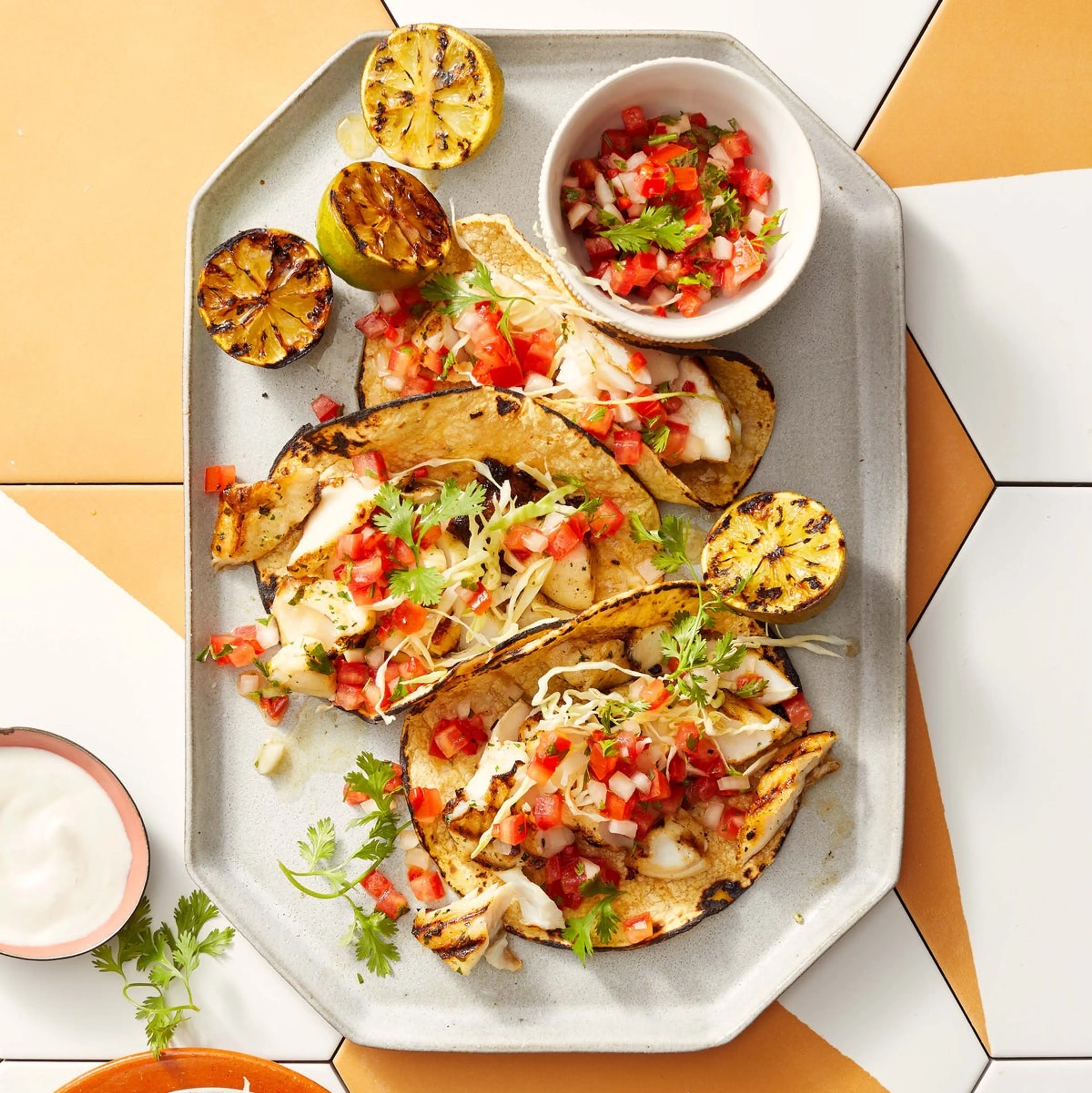 Fish Tacos With Pico de Gallo