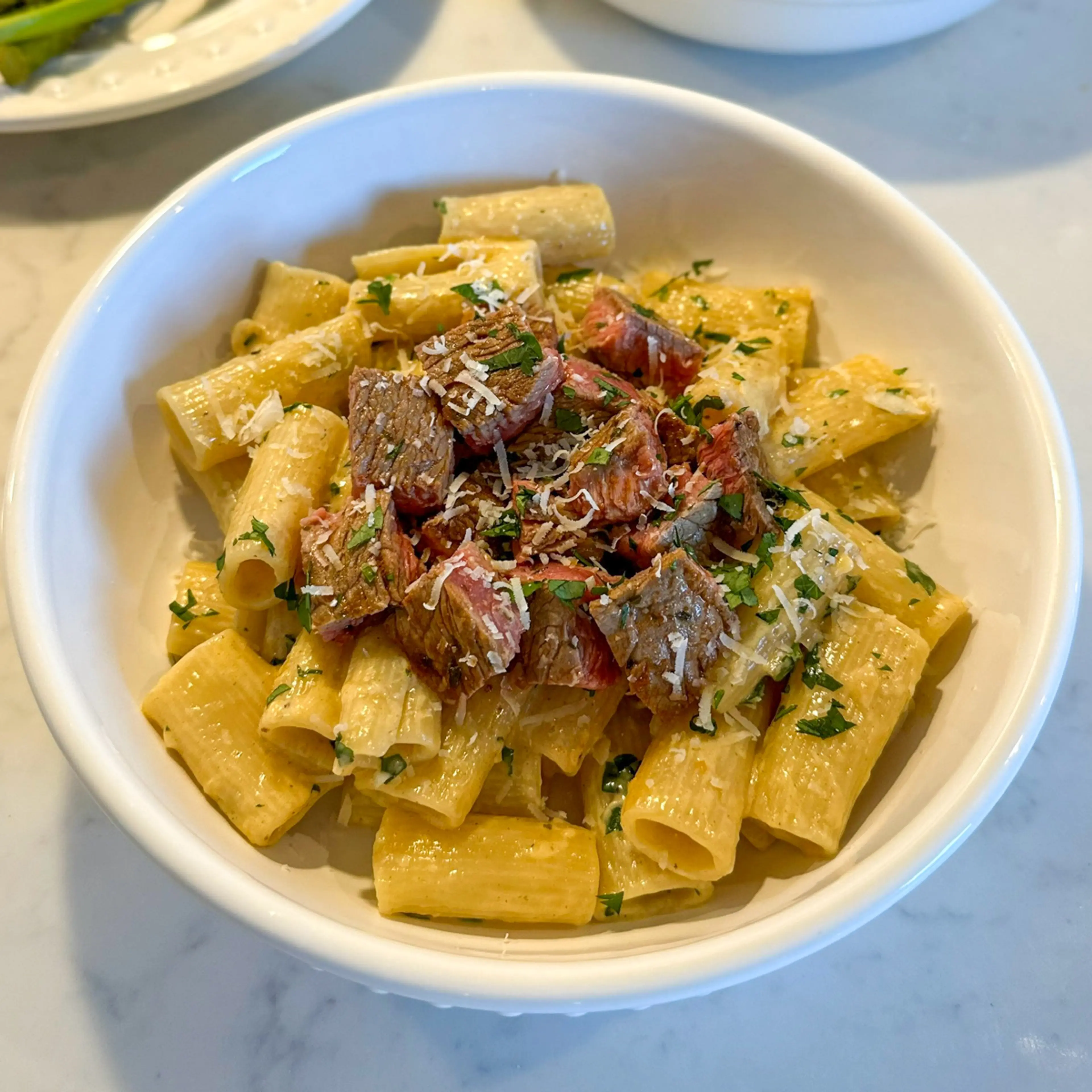 Garlic Parmesan Steak Pasta