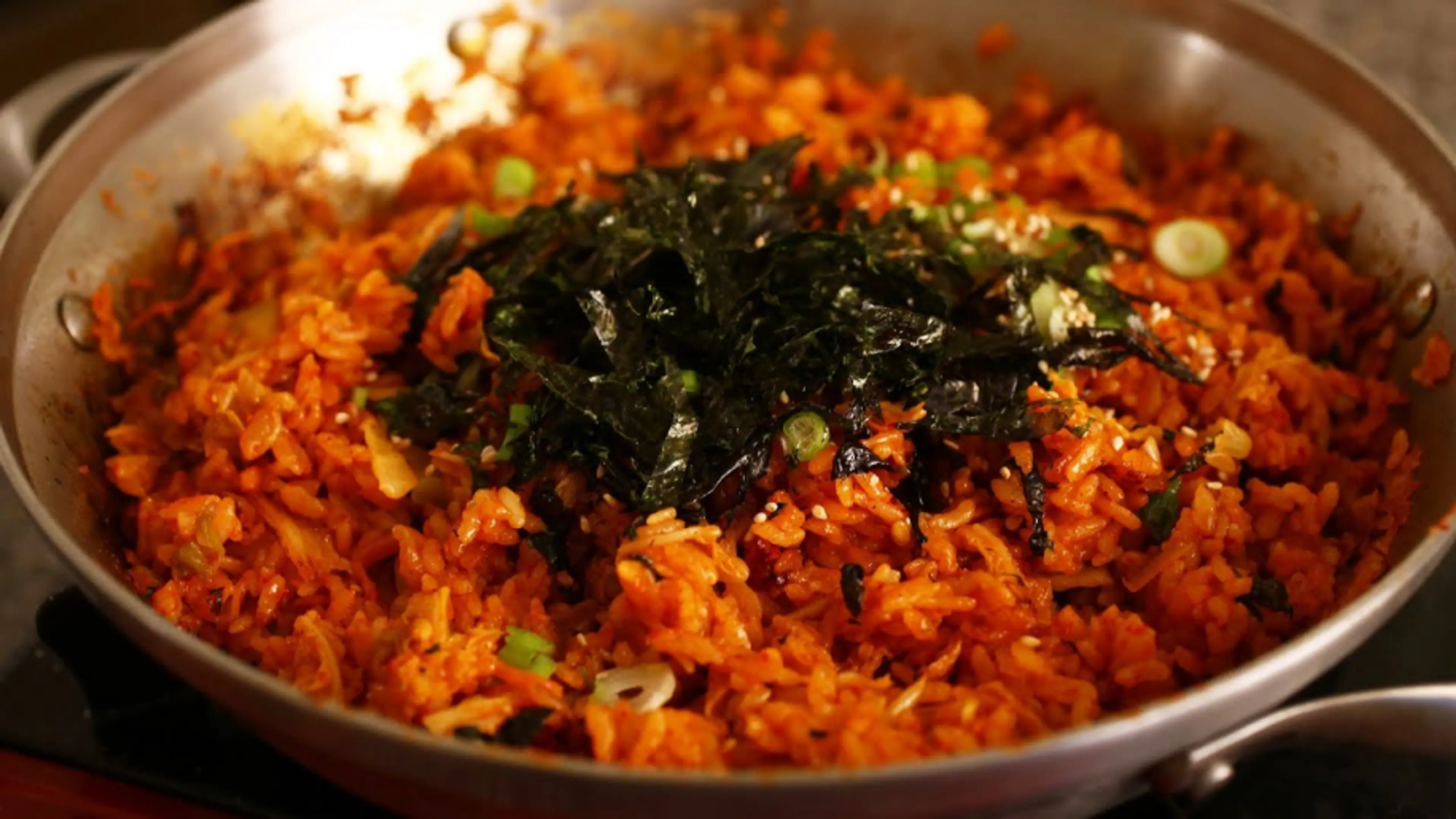 Kimchi fried rice (Kimchi-bokkeumbap)