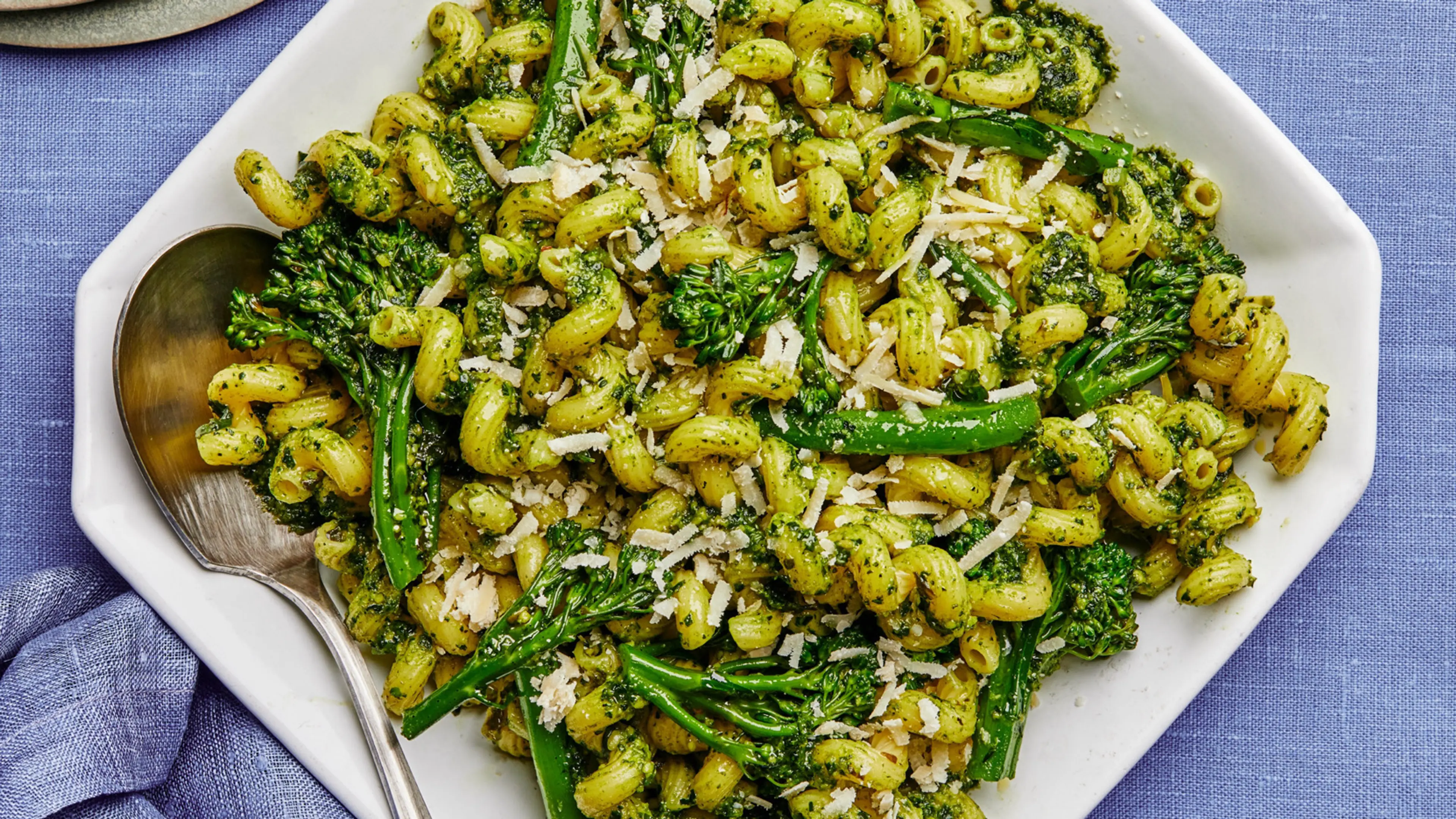 Broccolini and Walnut Pesto Pasta