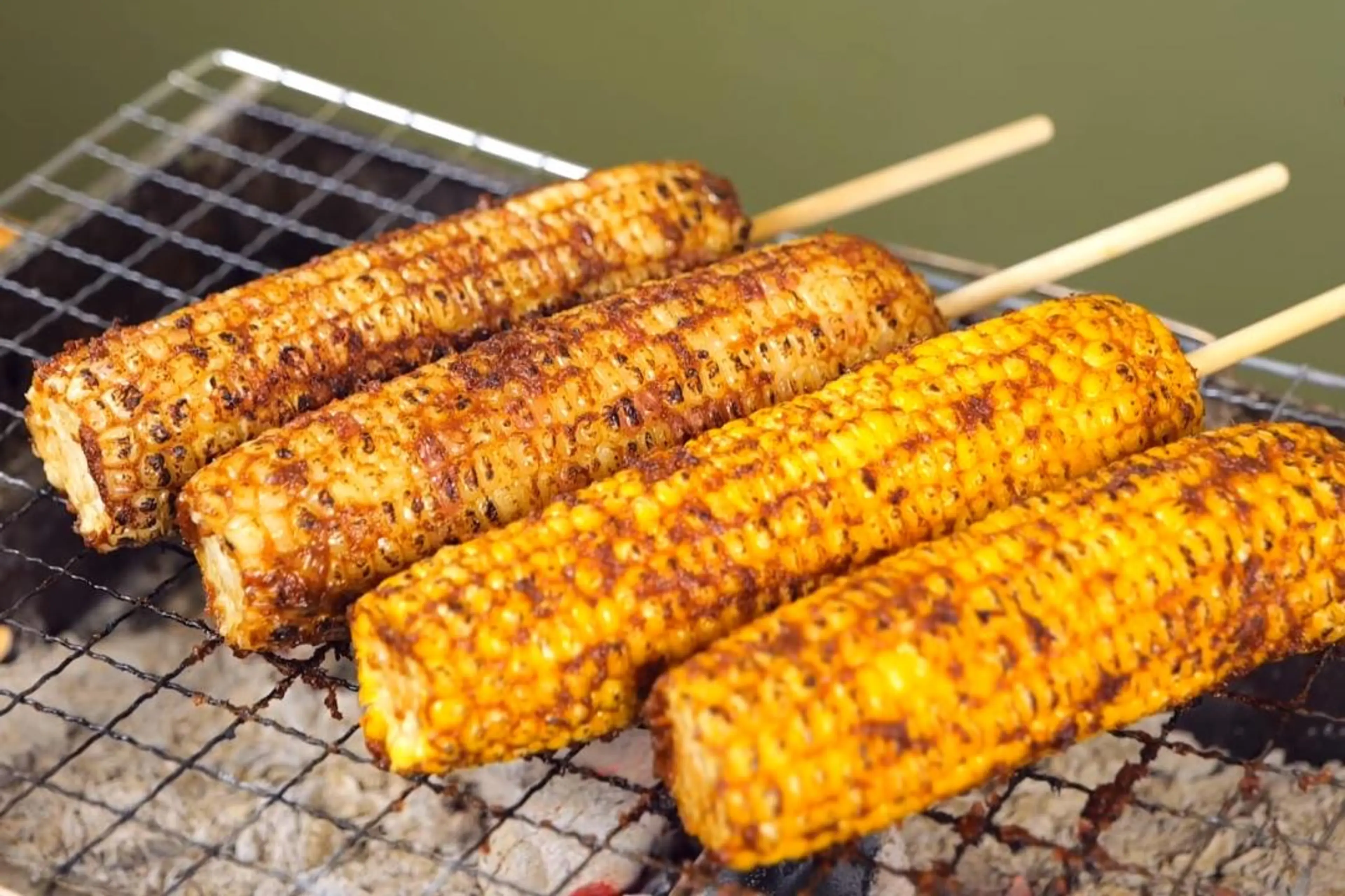 夜市烤玉米 Taiwan night market grilled corn