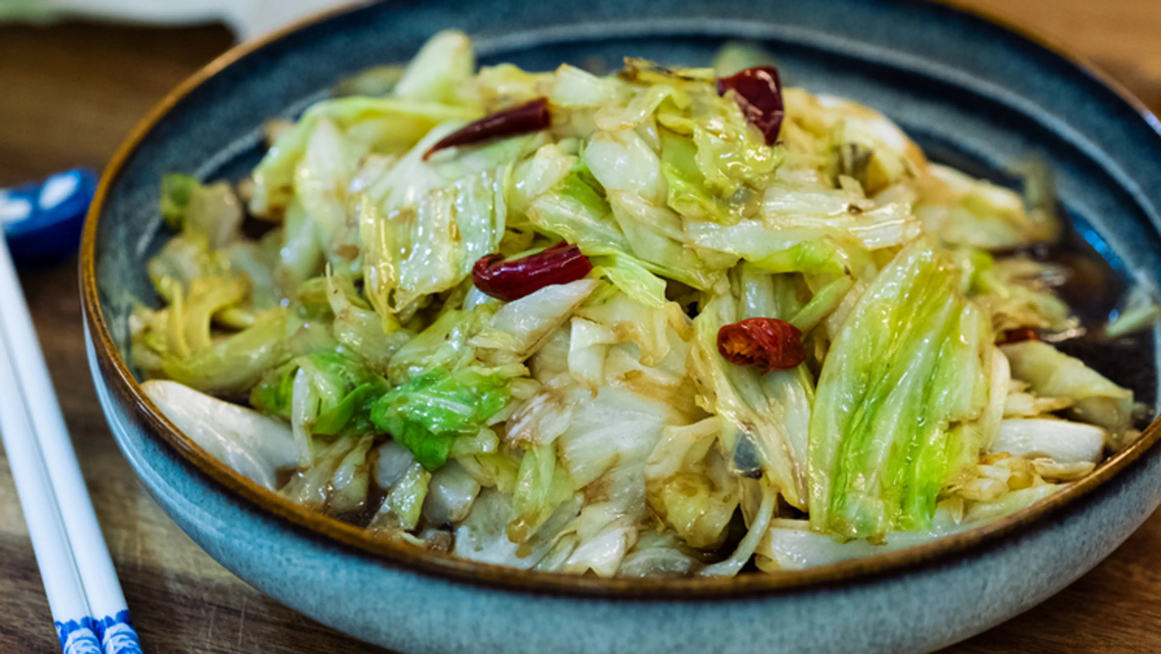 Stir Fry Hand-Torn Cabbage (手撕包菜)