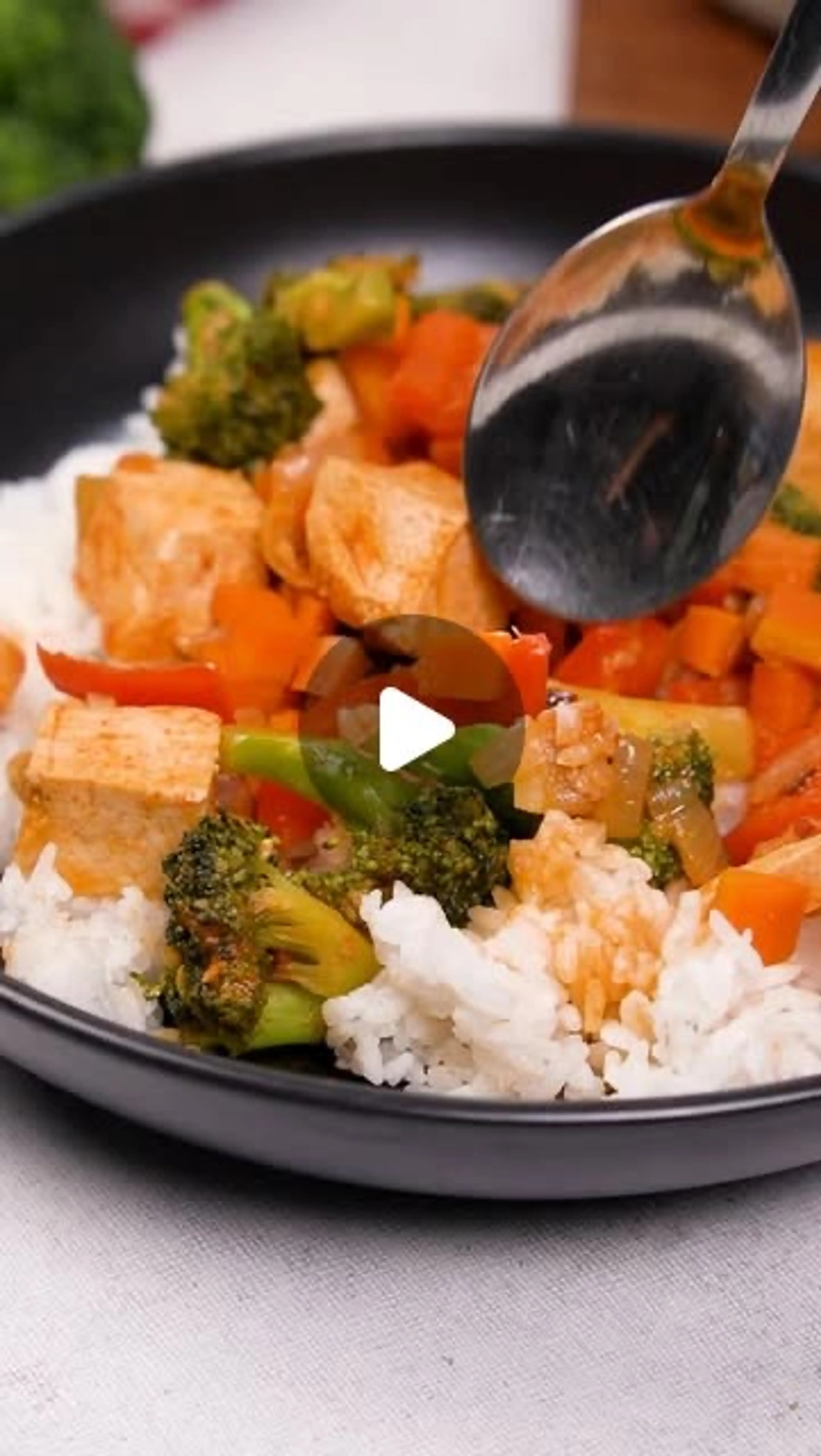 Korean Tofu Vegetable Stir Fry with Gochujang Sauce