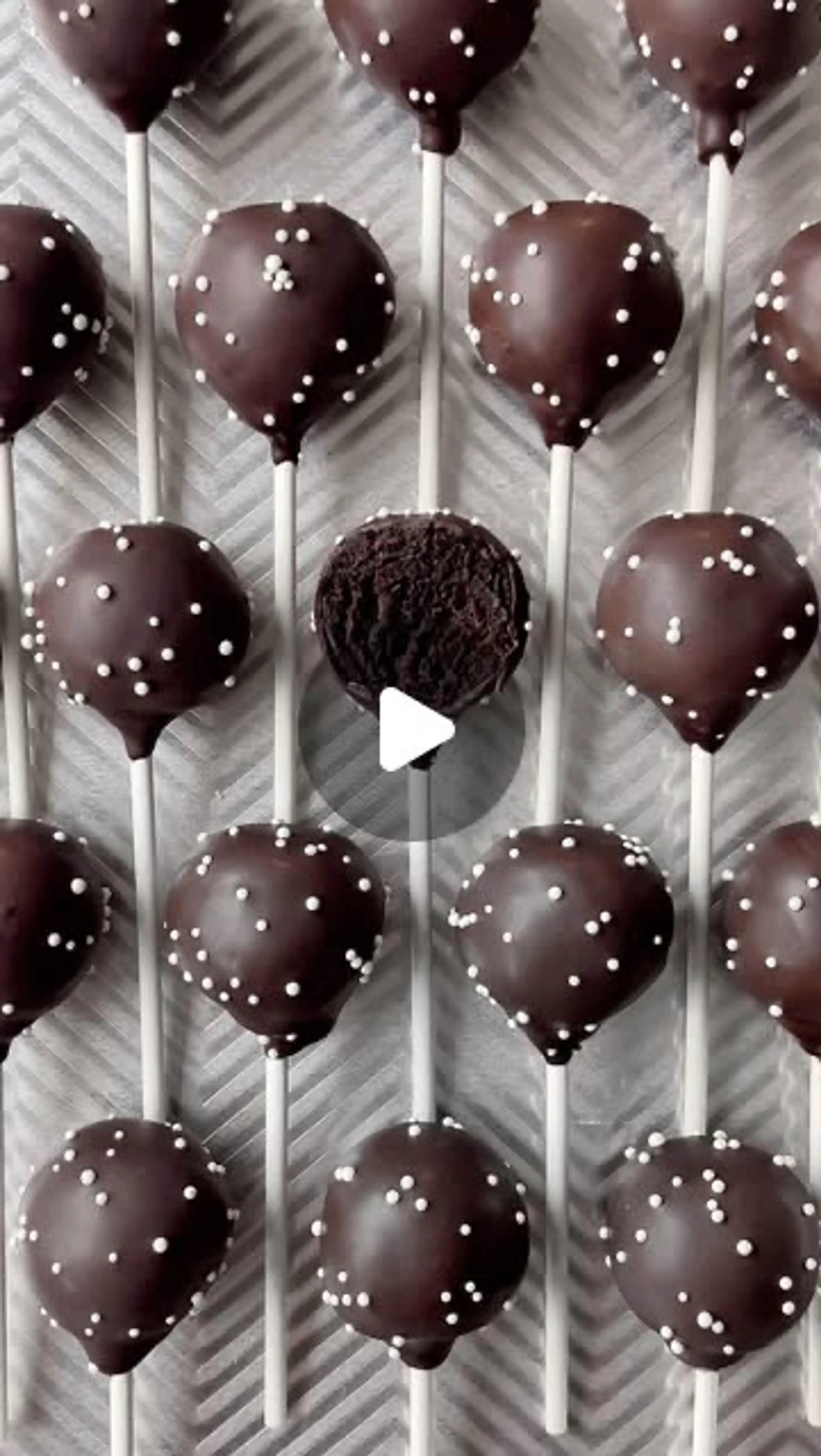 Starbucks Copycat Chocolate Cake Pops