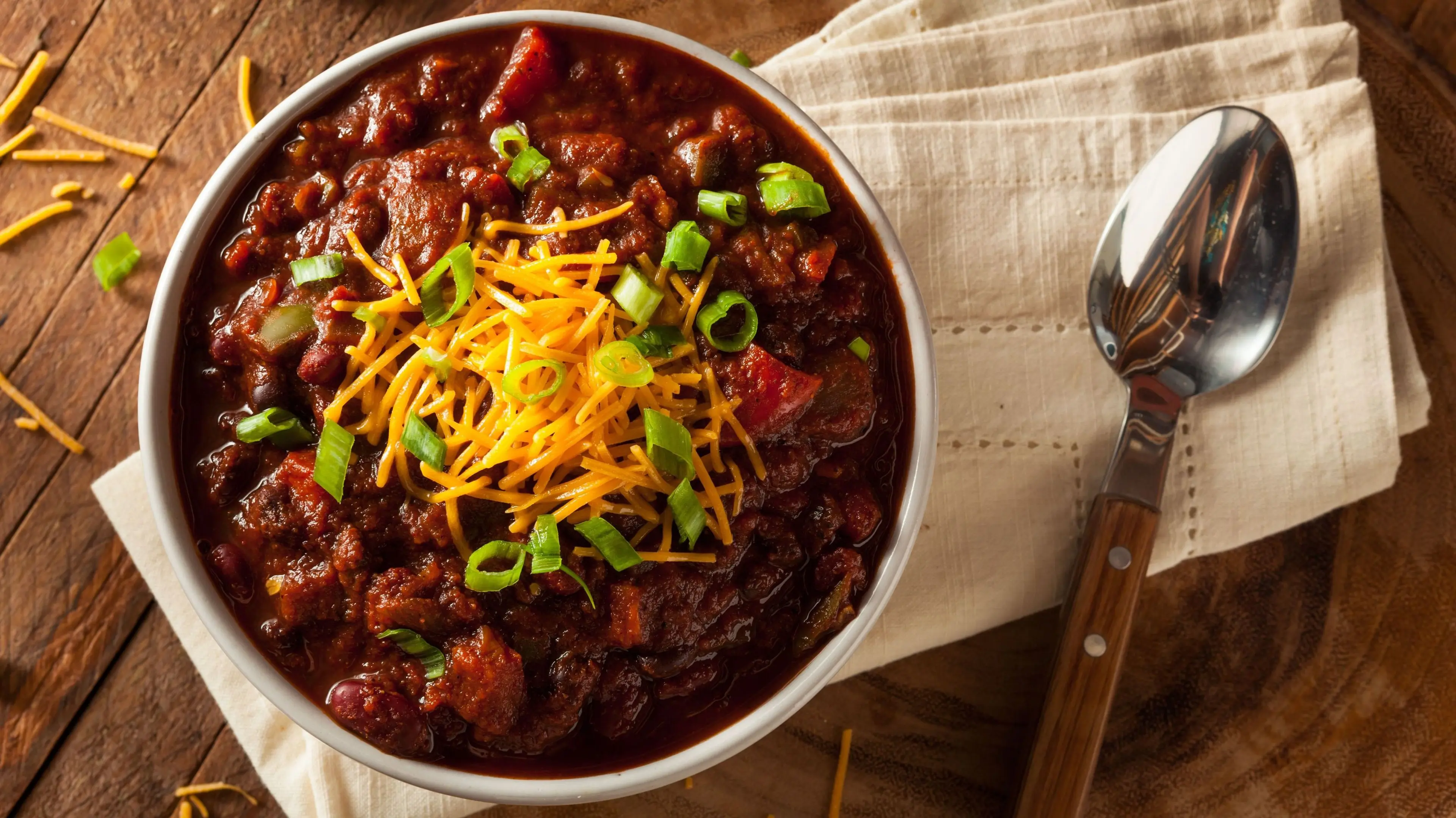 Instant Pot Slow-Cooked Ground Beef and Cocoa Chili