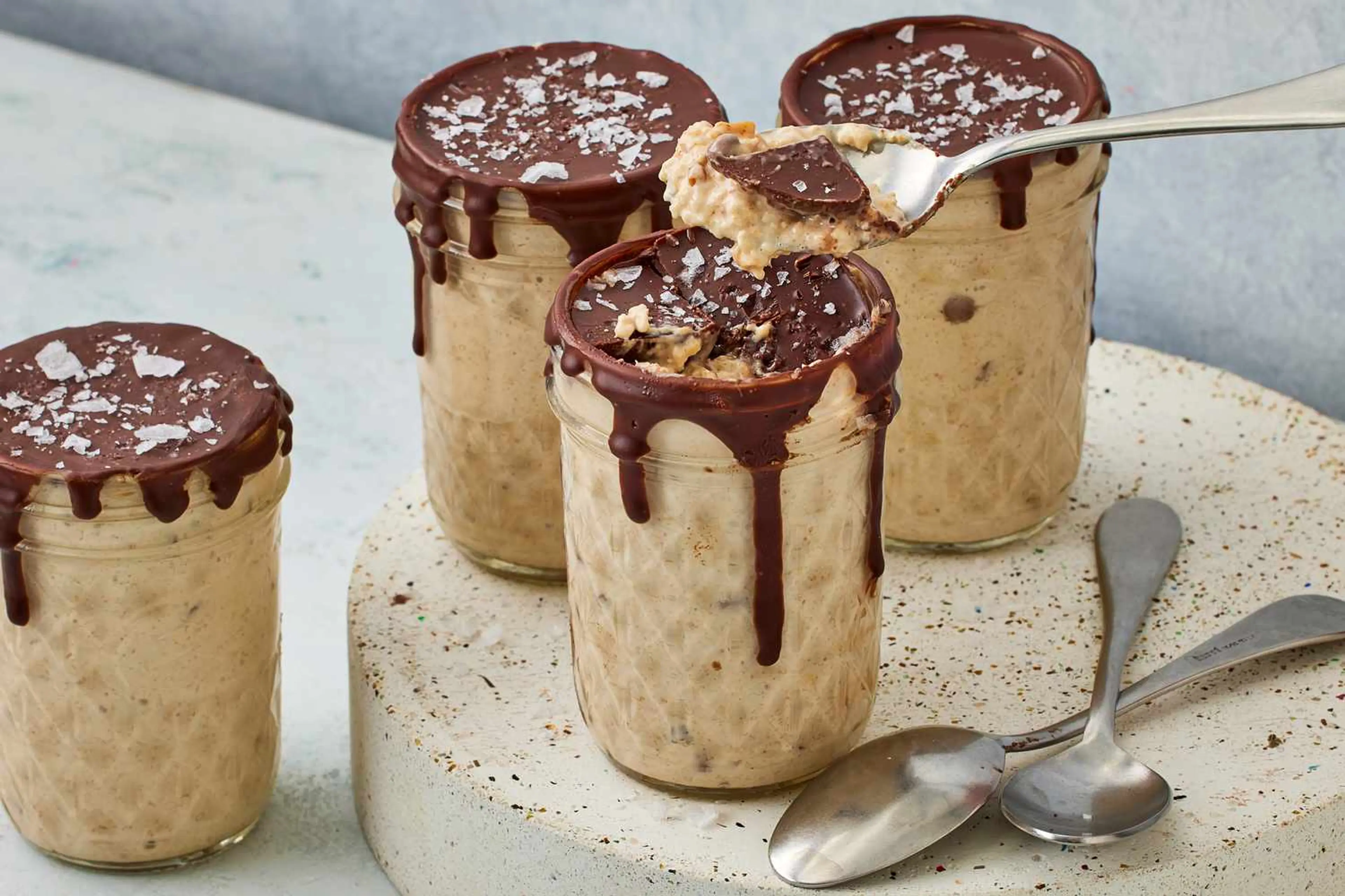 These Overnight Oats Taste Just Like a Reese’s Peanut Butter