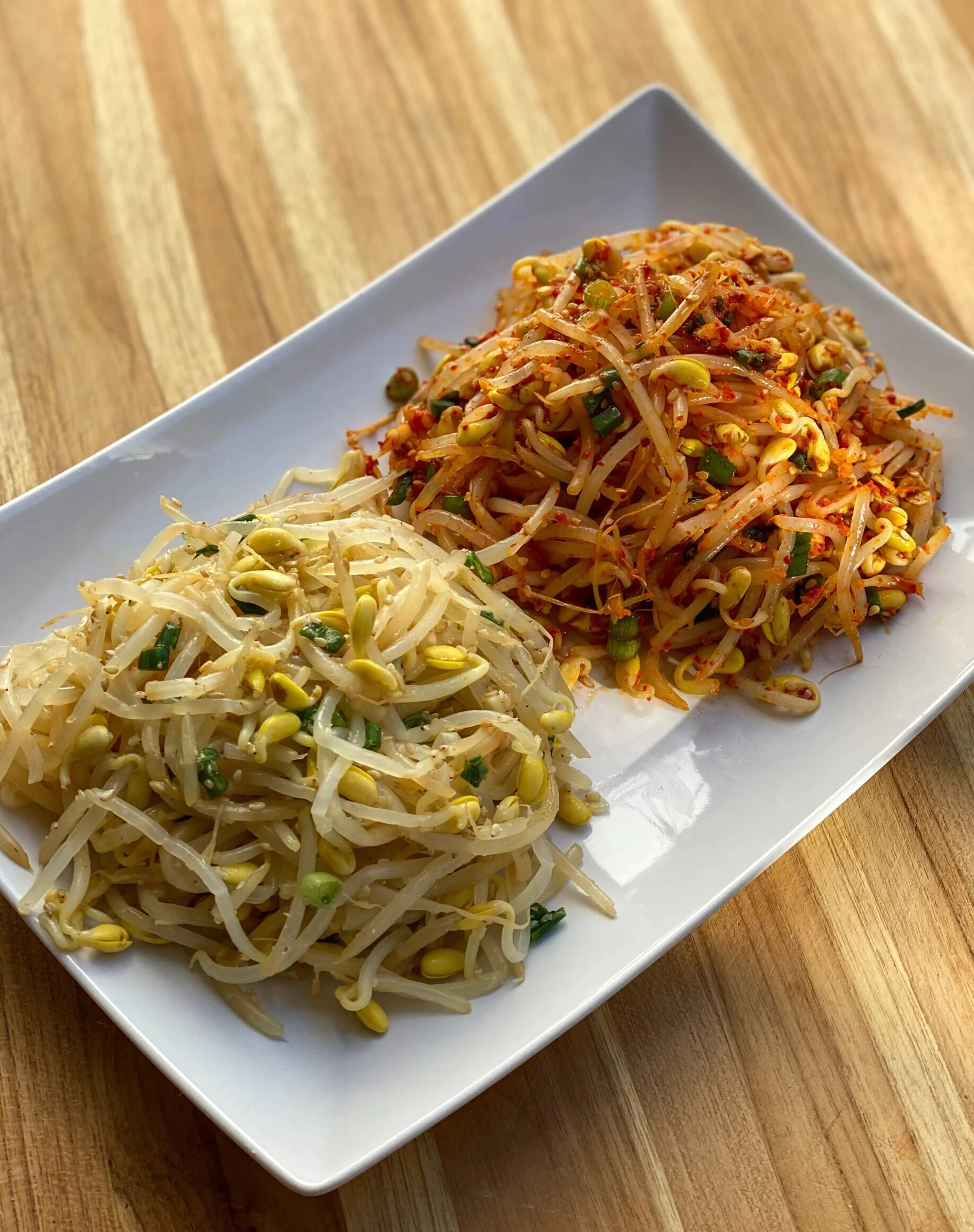 Kongnamul muchim-콩나물 무침 (Korean Soybean Sprouts Side Dish)