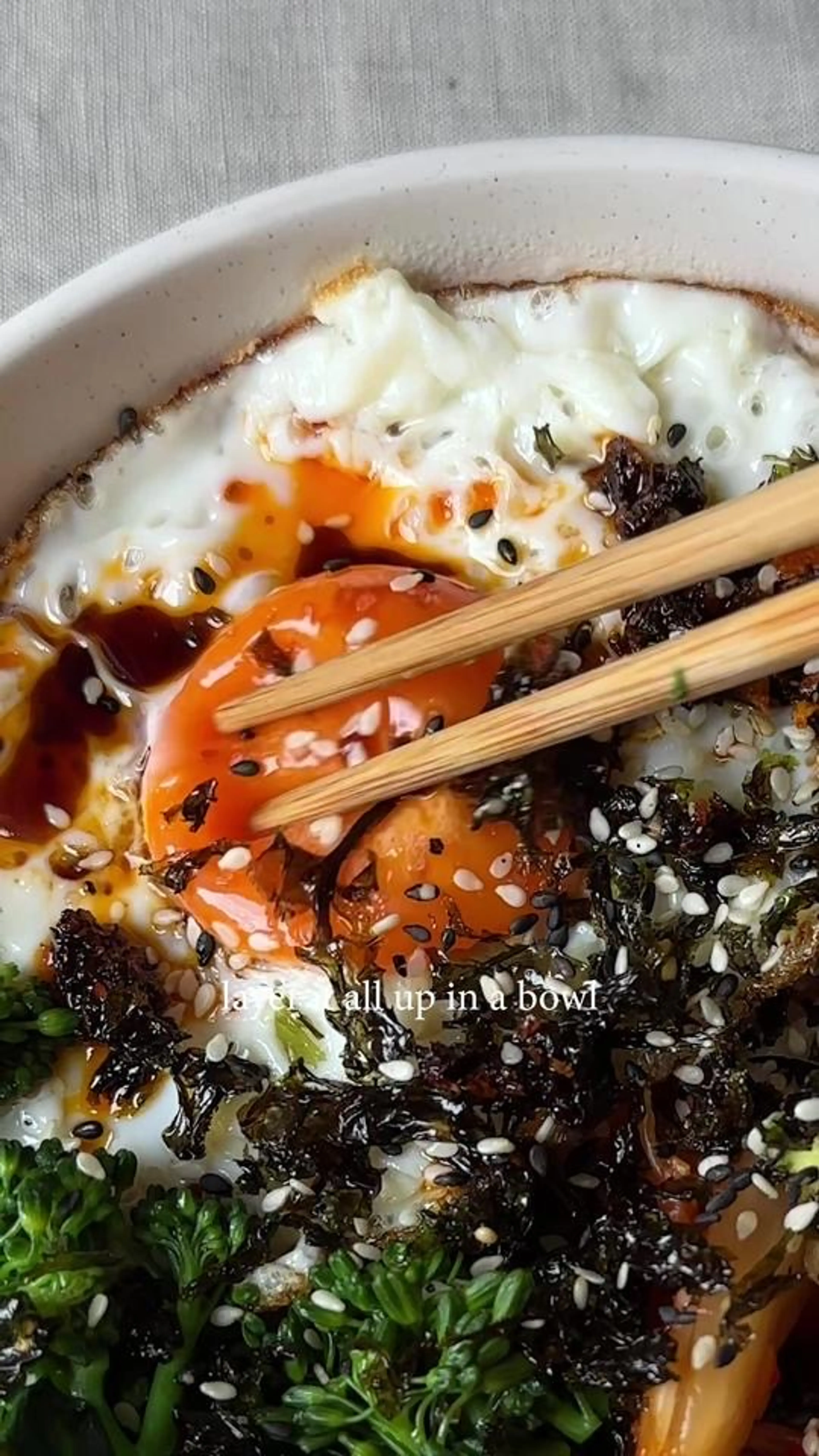 Crispy Rice Bowl Met Ei