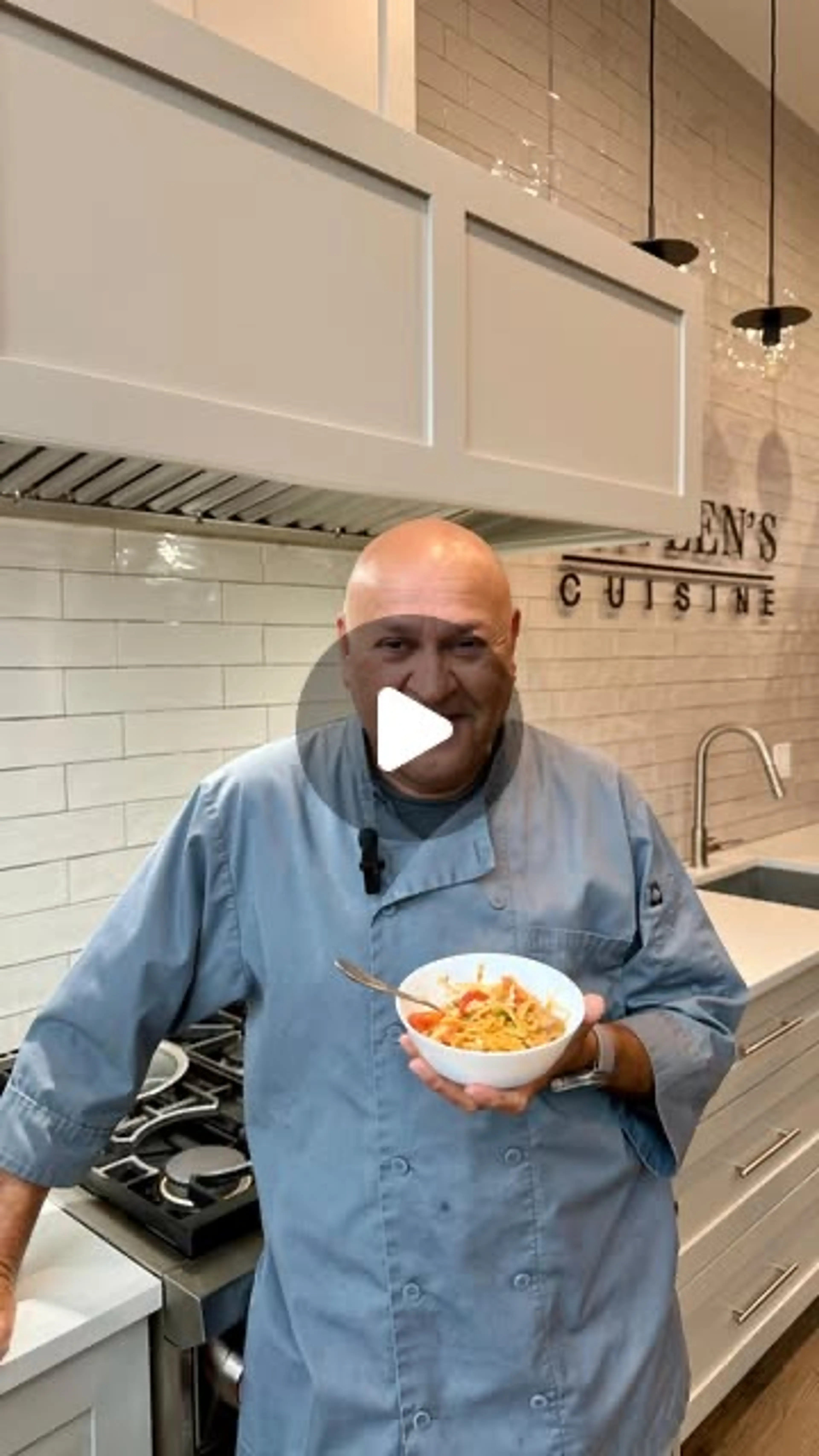 Spicy, Creamy, and Full of Flavor! This Chicken Red Curry Re