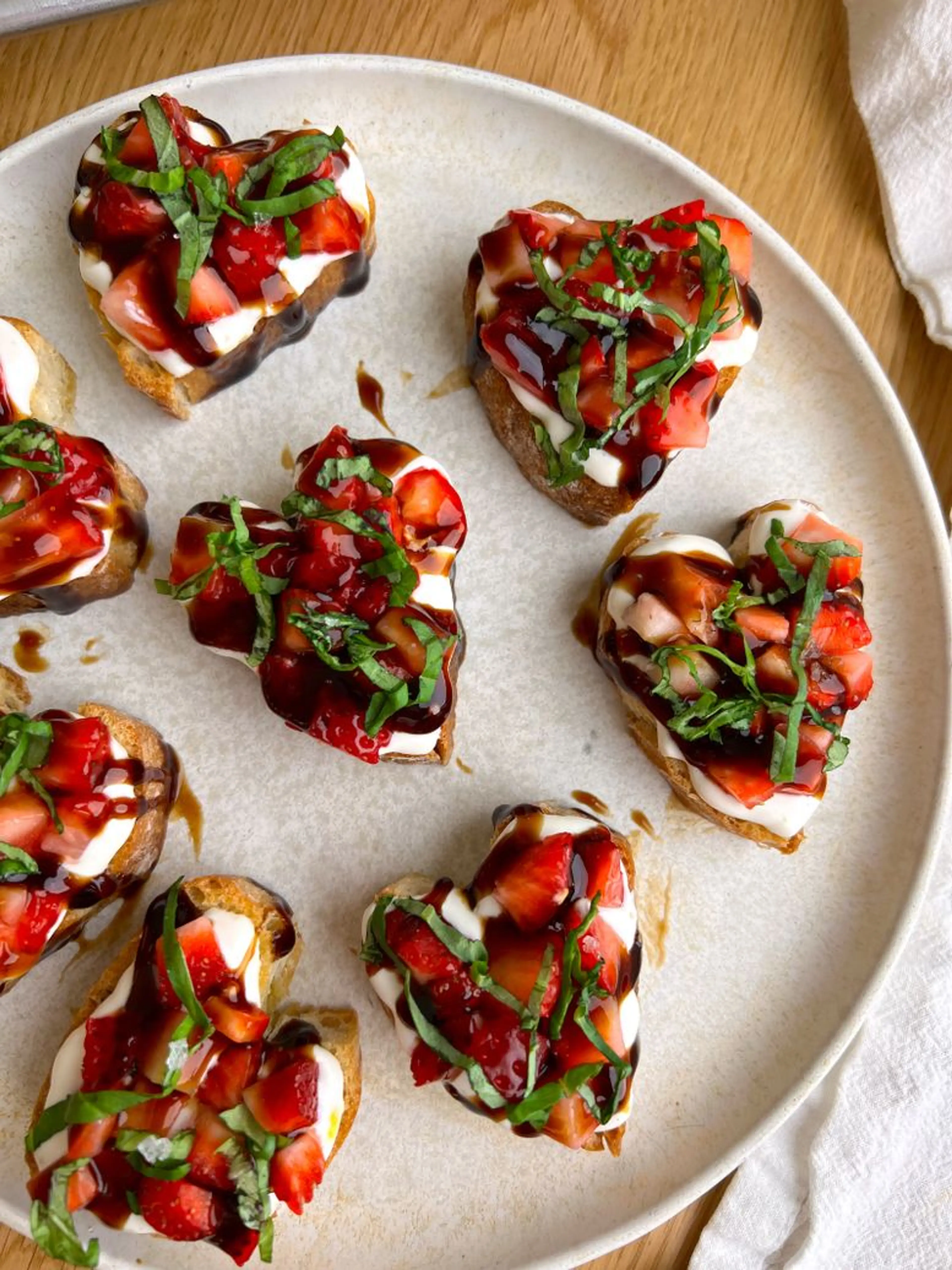 Strawberry Appetizer with Blended Cottage Cheese Crostini