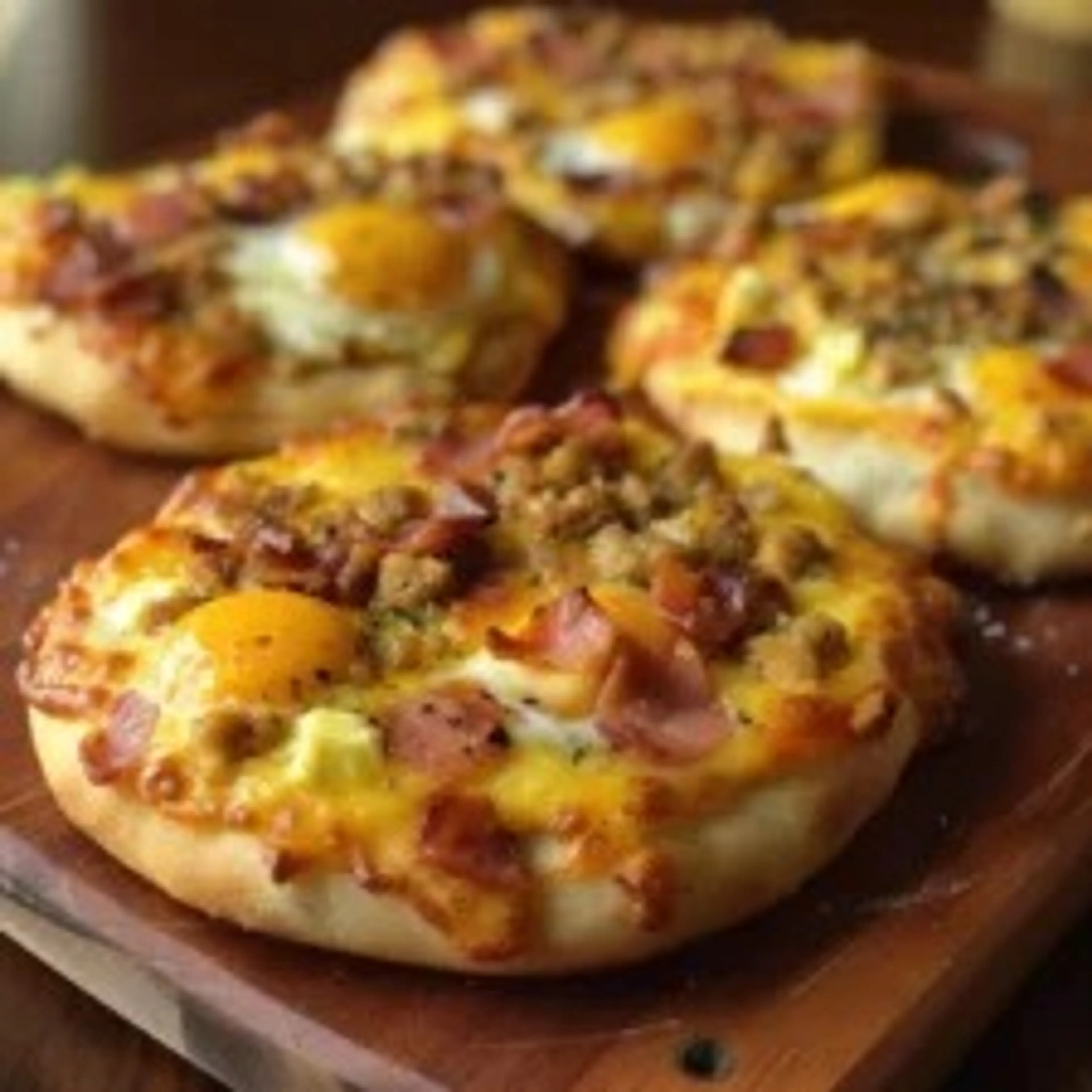 English Muffin Breakfast Pizza