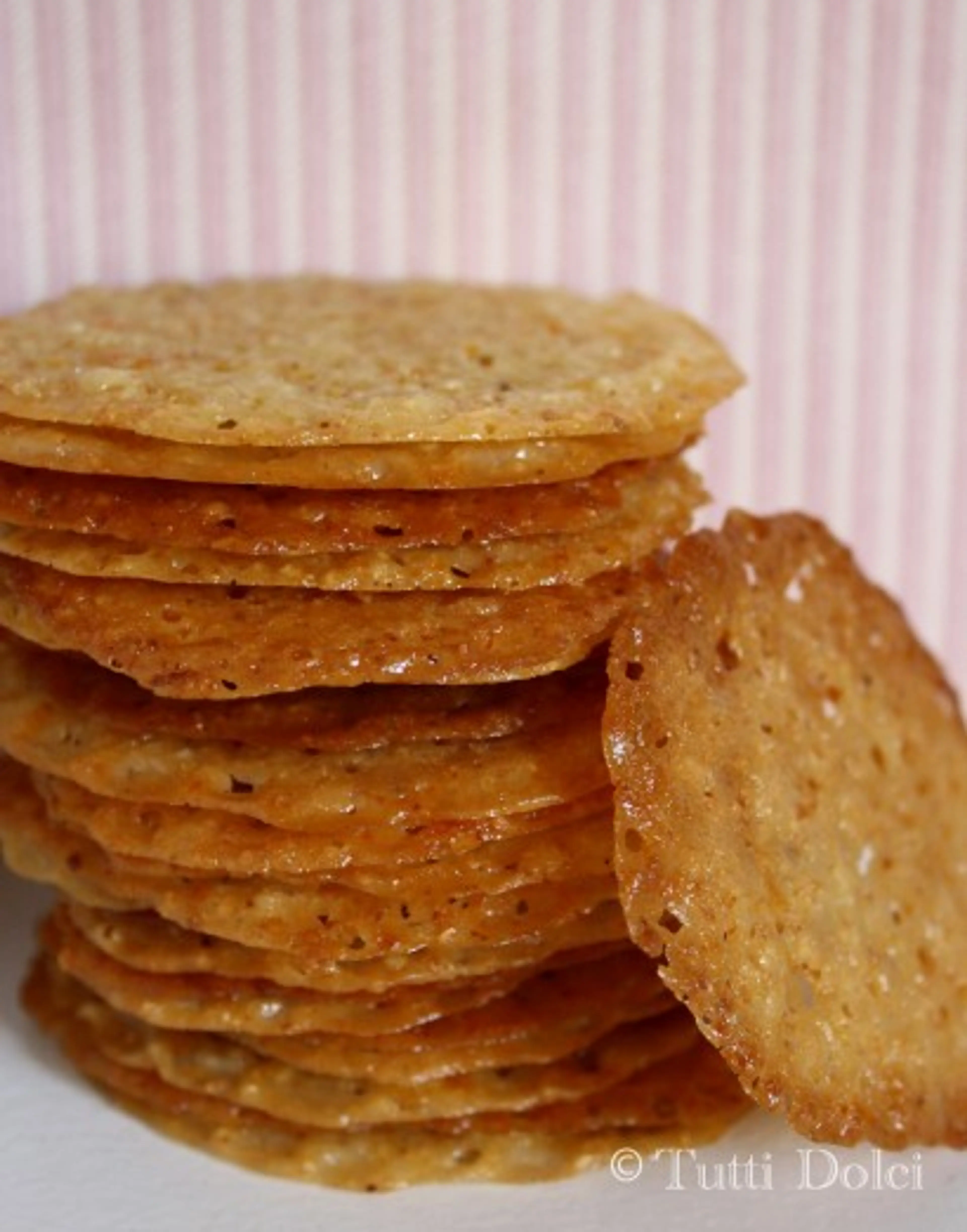 Almond-Orange Lace Cookies
