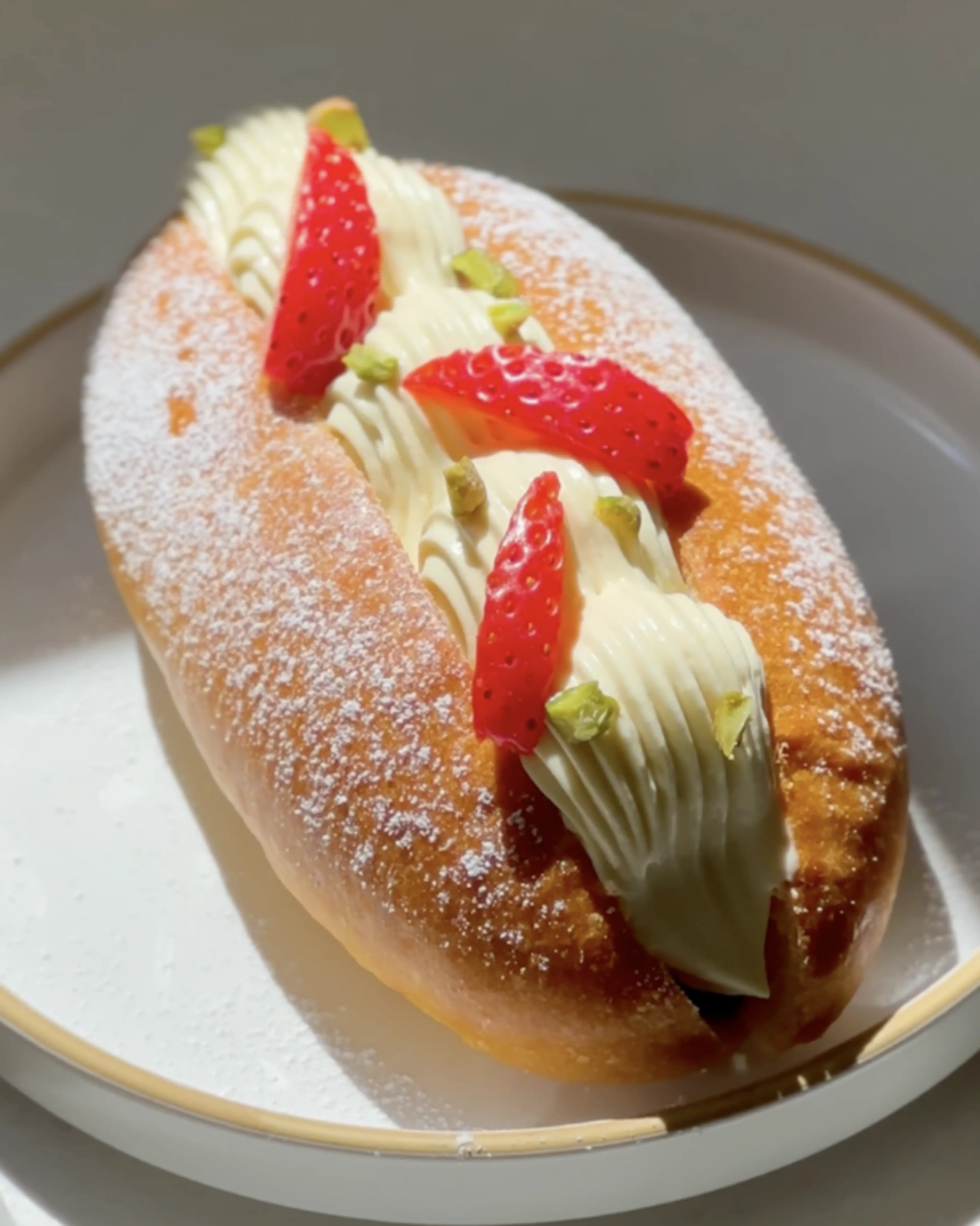 Roasted Strawberry & Pistachio Cream Bun