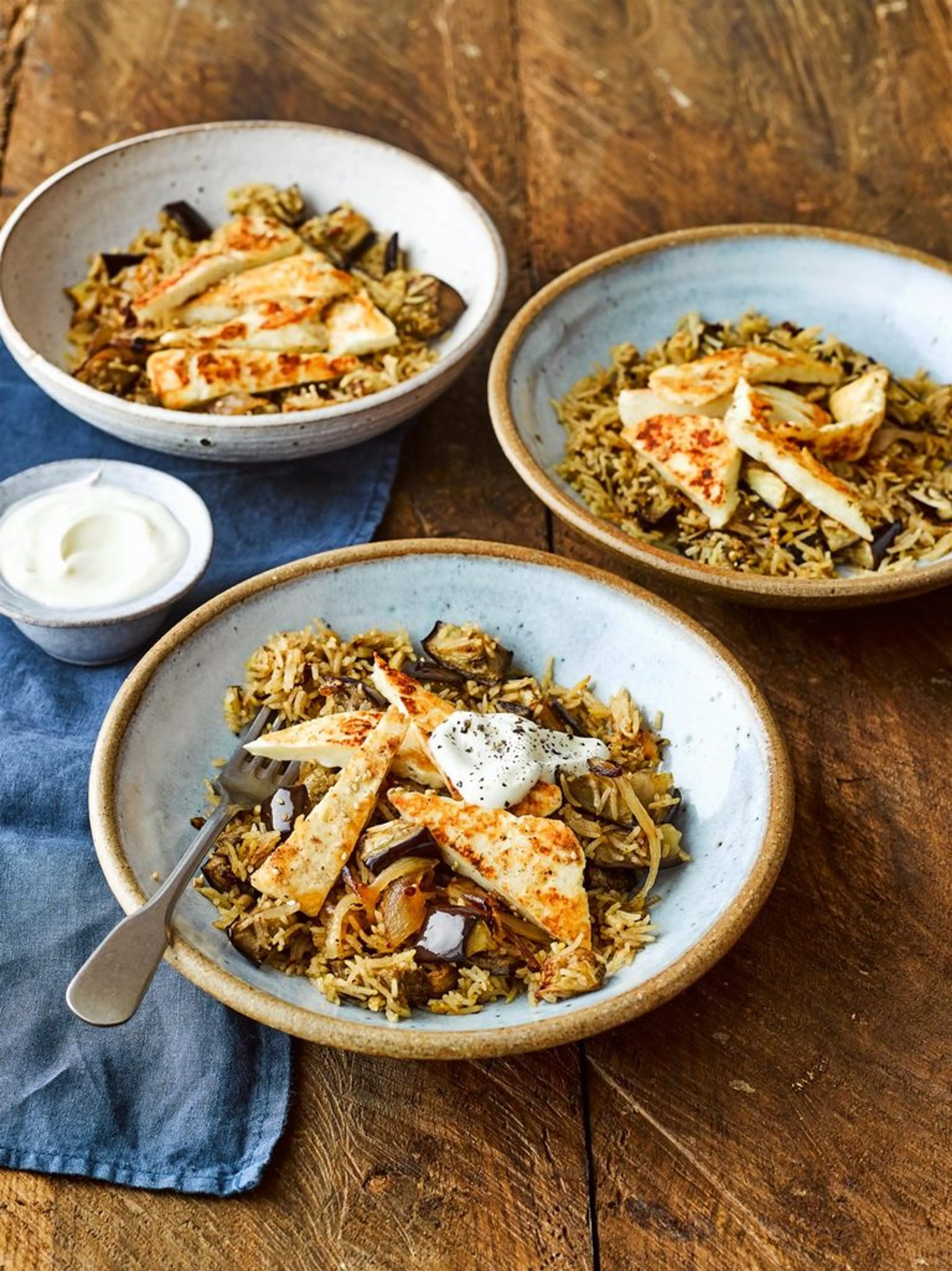 Eggplant pilaf with halloumi